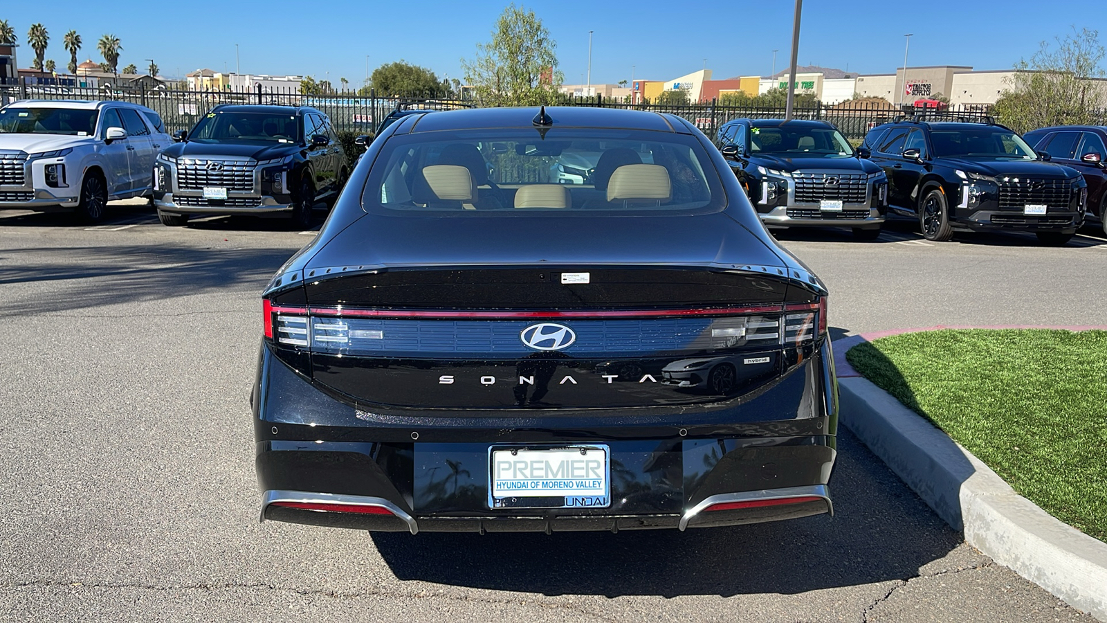 2025 Hyundai Sonata Hybrid Limited 4