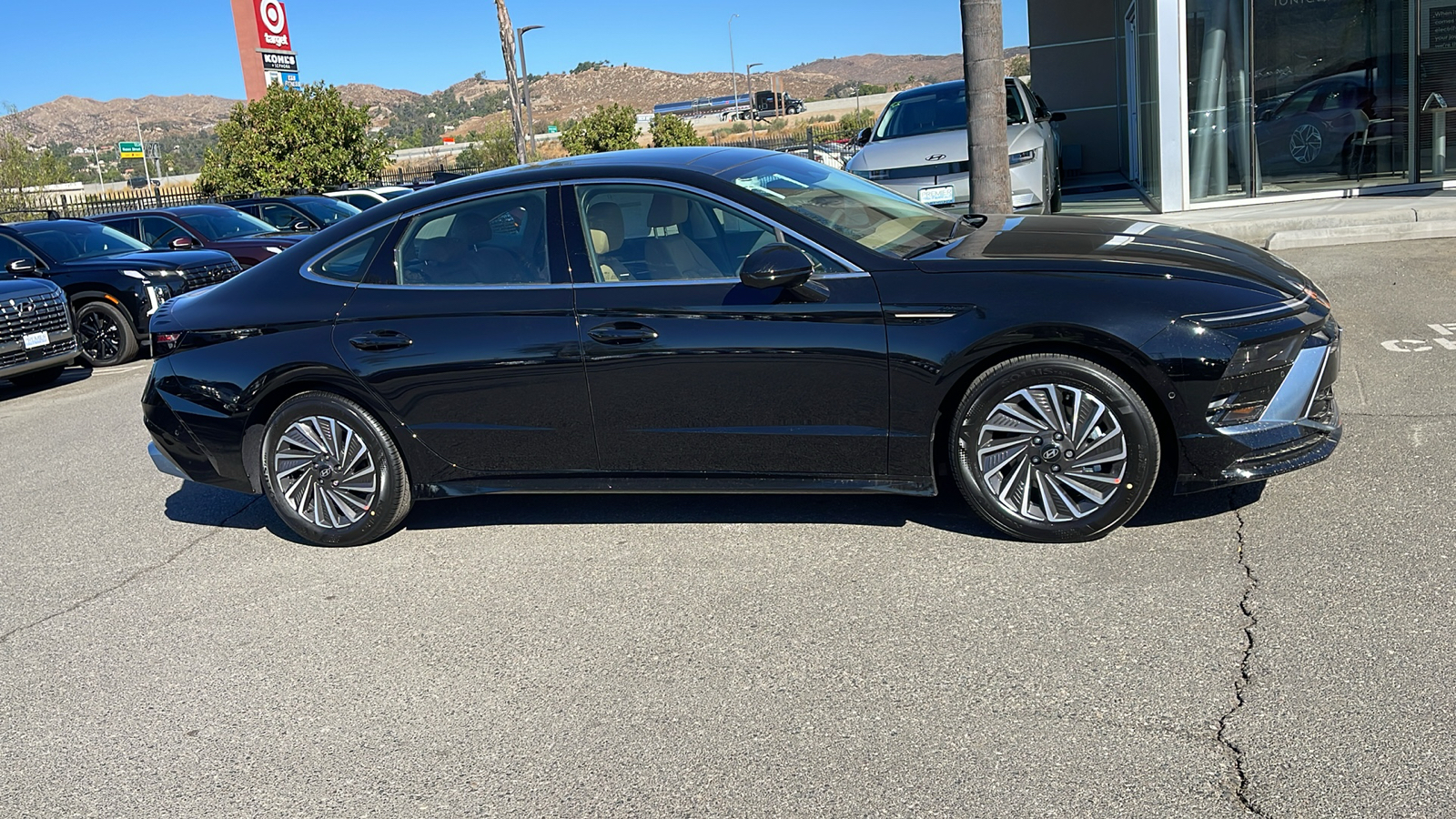 2025 Hyundai Sonata Hybrid Limited 6