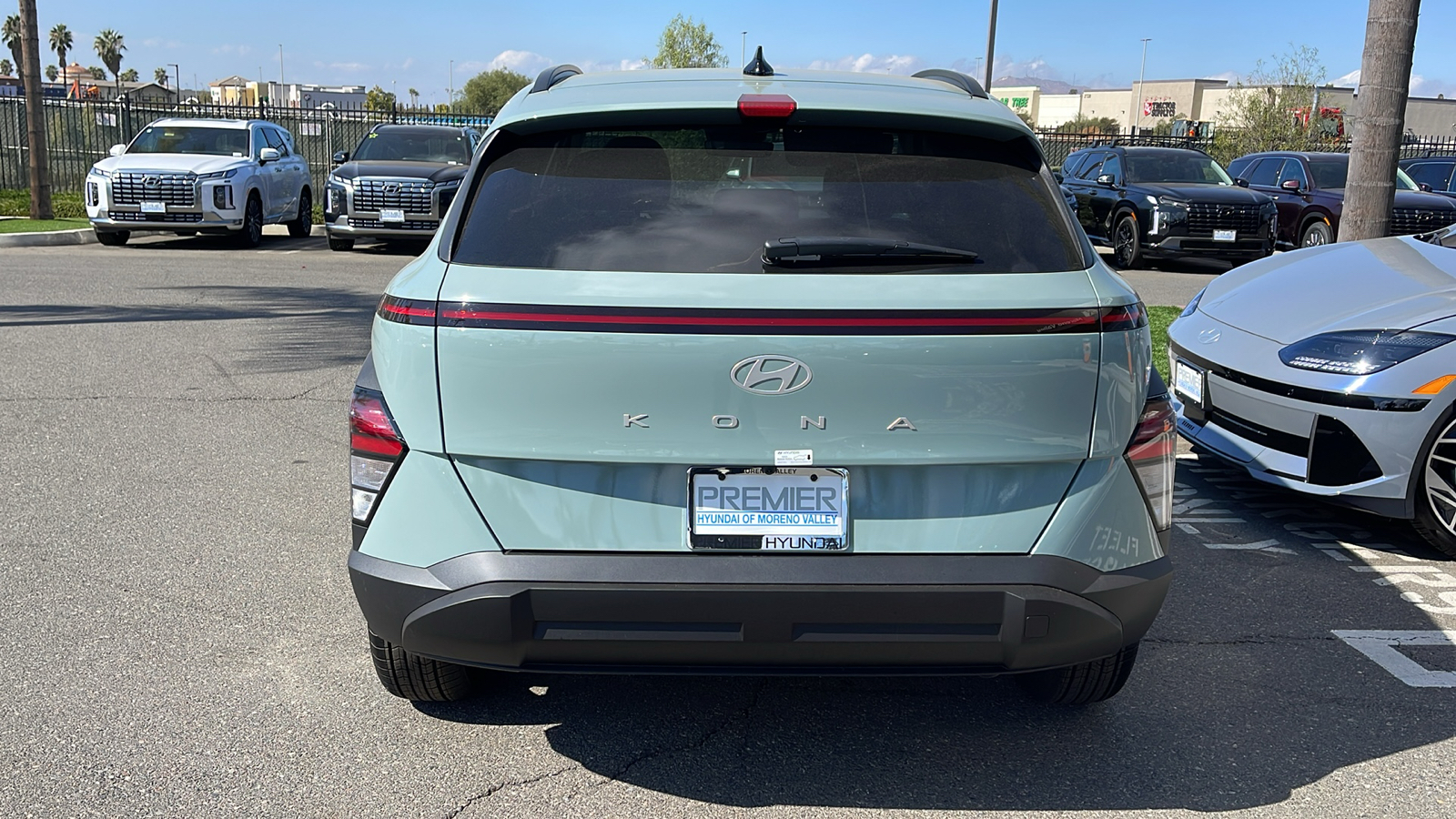 2025 Hyundai Kona SEL Convenience 4