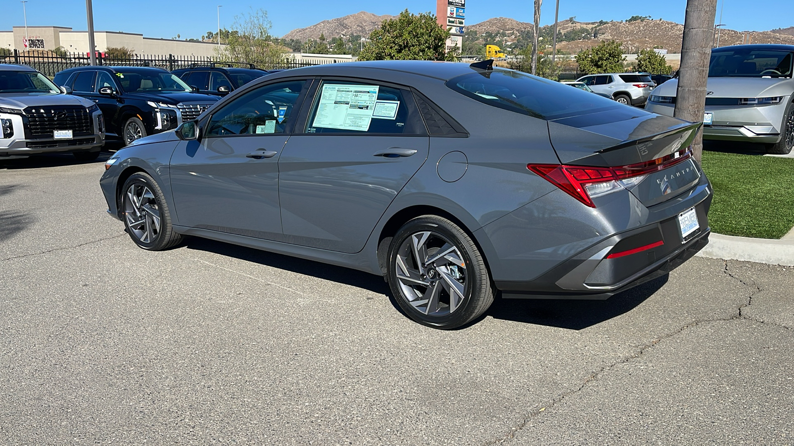 2025 Hyundai Elantra Hybrid Blue 3