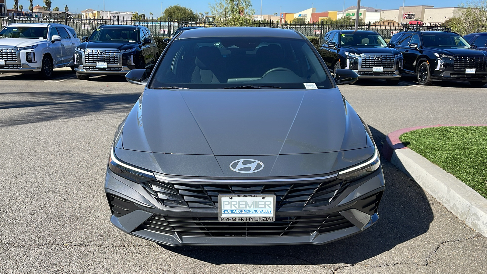 2025 Hyundai Elantra Hybrid Blue 8