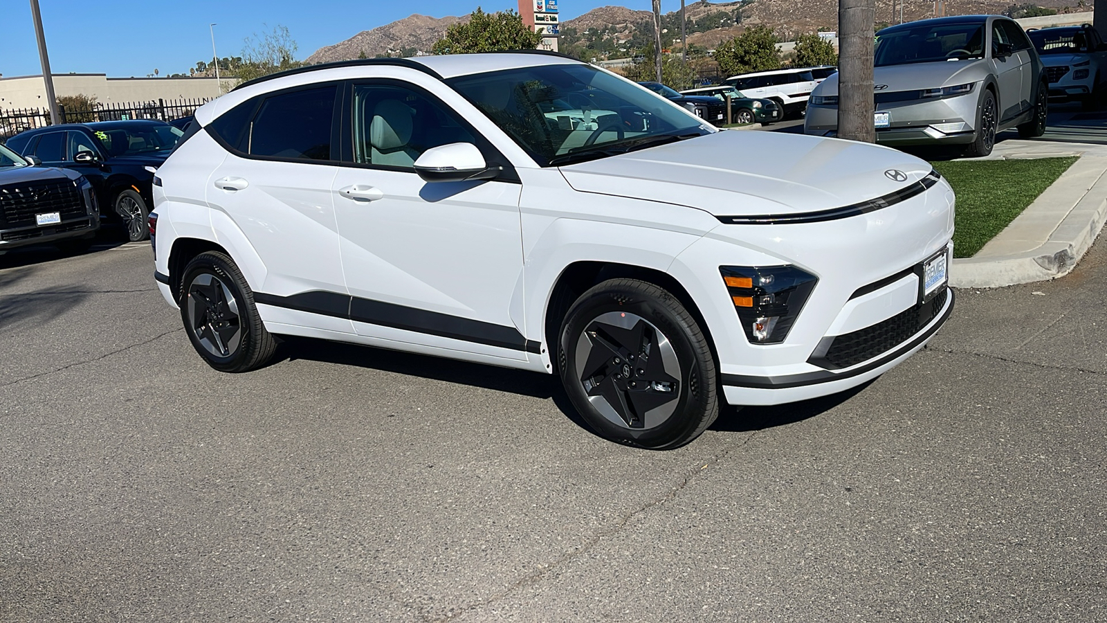 2025 Hyundai Kona Electric SEL 7