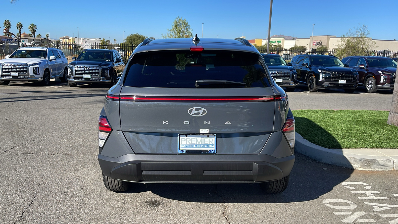 2025 Hyundai Kona SEL 4