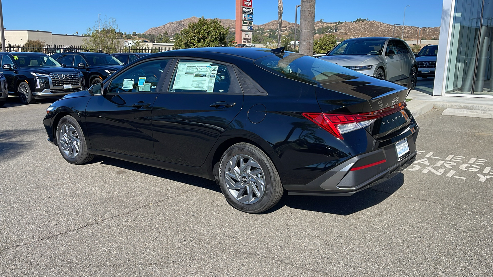 2025 Hyundai Elantra Hybrid Blue 3