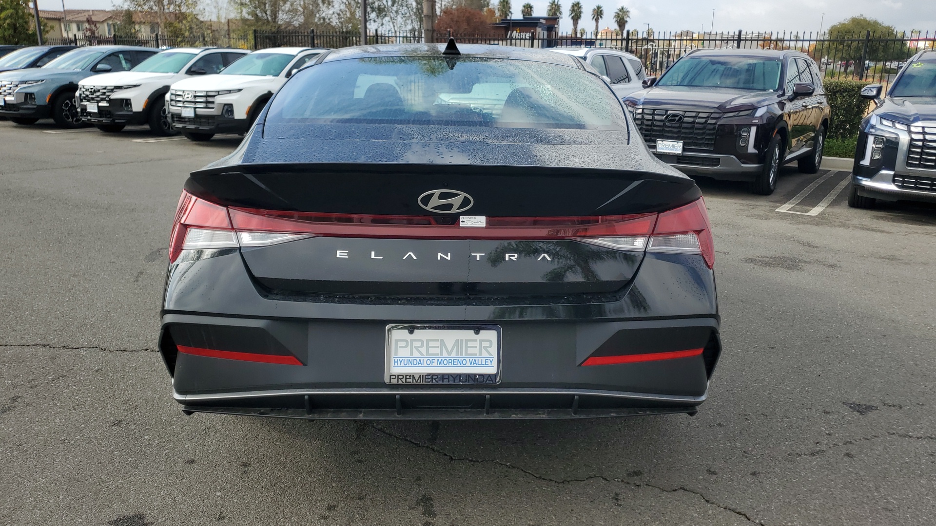 2025 Hyundai Elantra SEL Sport 4