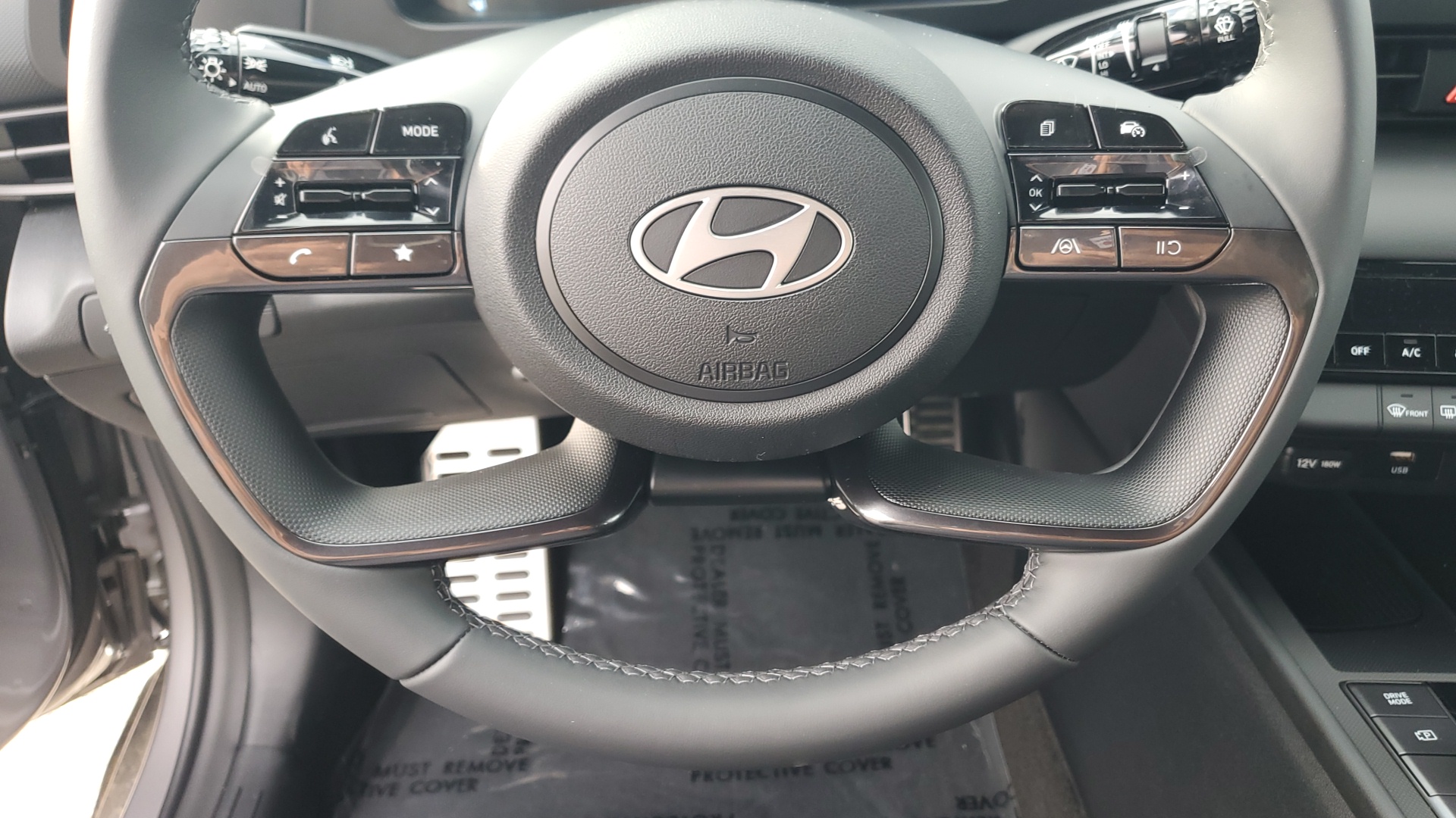 2025 Hyundai Elantra SEL Sport 22