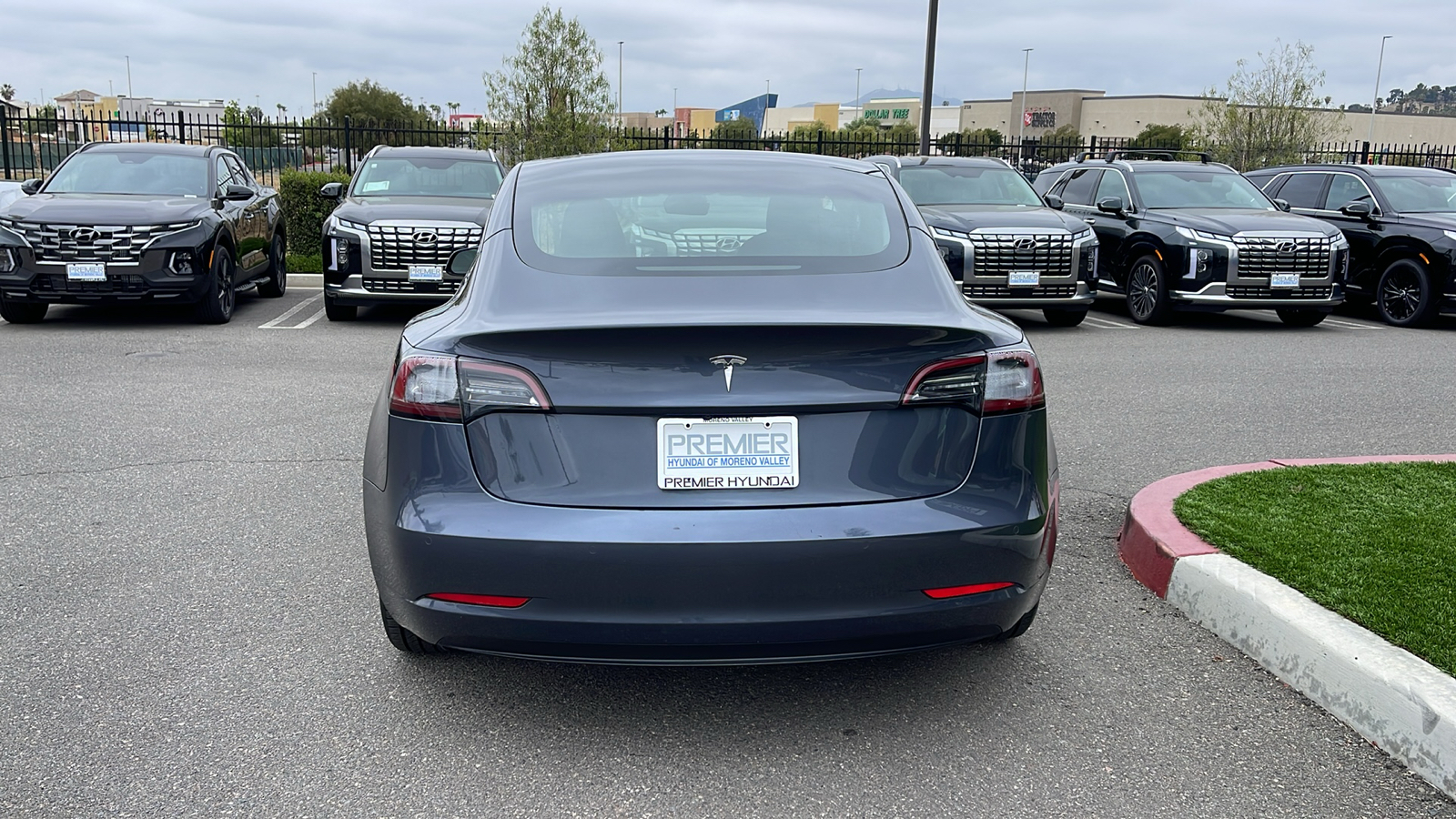 2022 Tesla Model 3  4