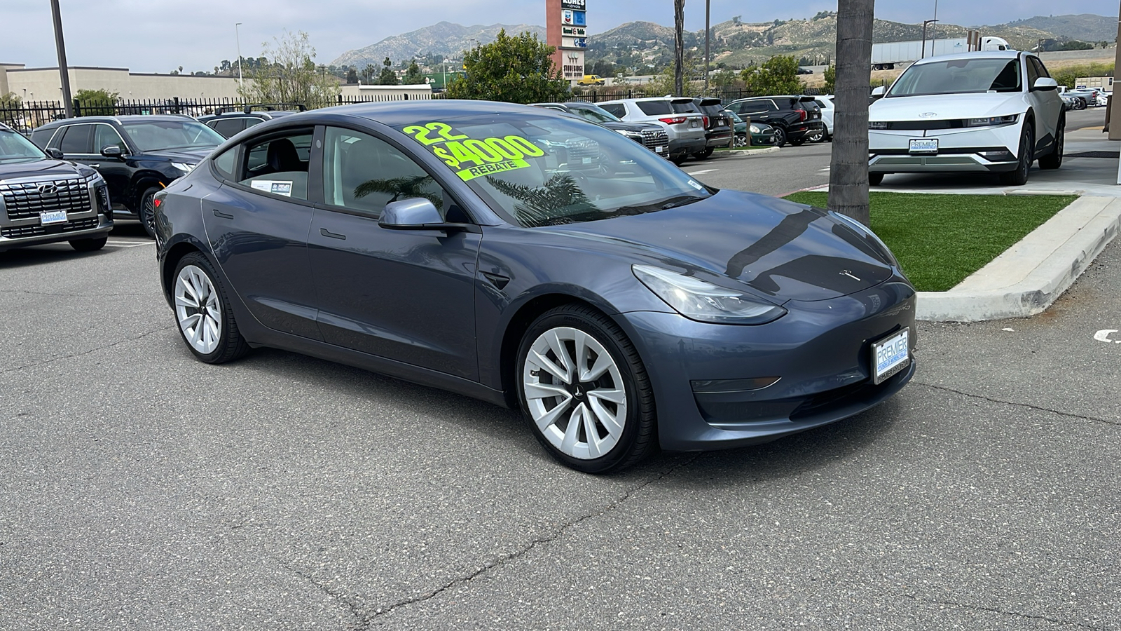 2022 Tesla Model 3  7