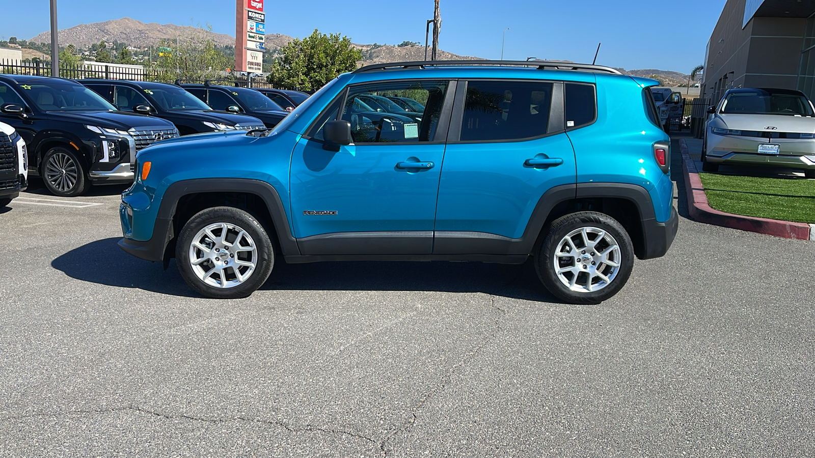 2022 Jeep Renegade Latitude 2