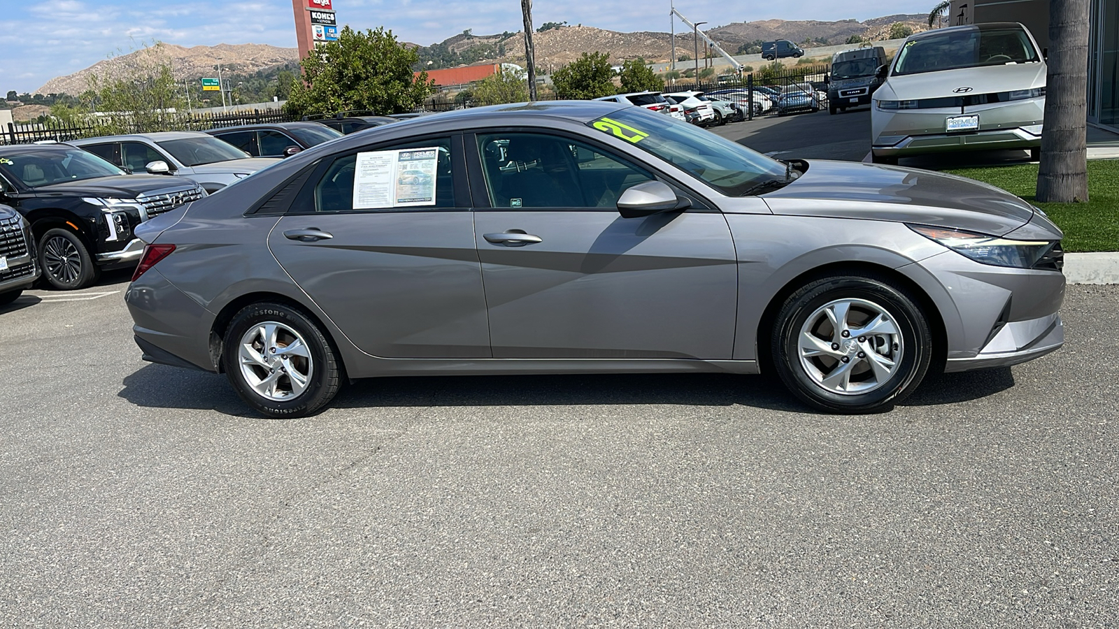 2021 Hyundai Elantra SE 6