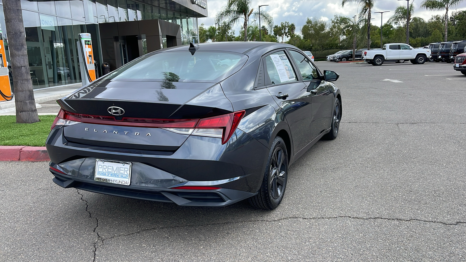 2021 Hyundai Elantra SEL 5