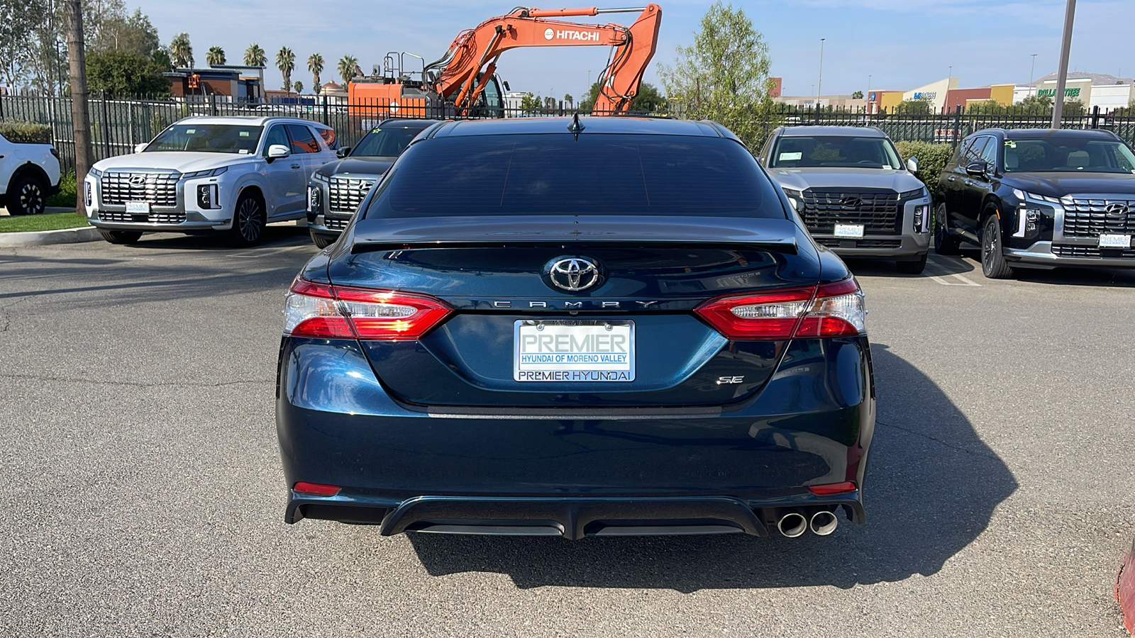 2020 Toyota Camry SE 4