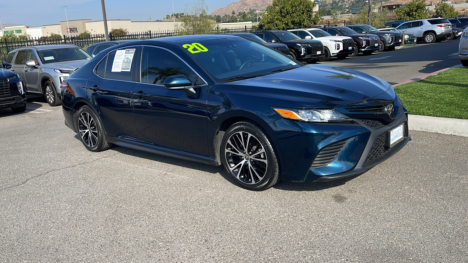 2020 Toyota Camry SE 7