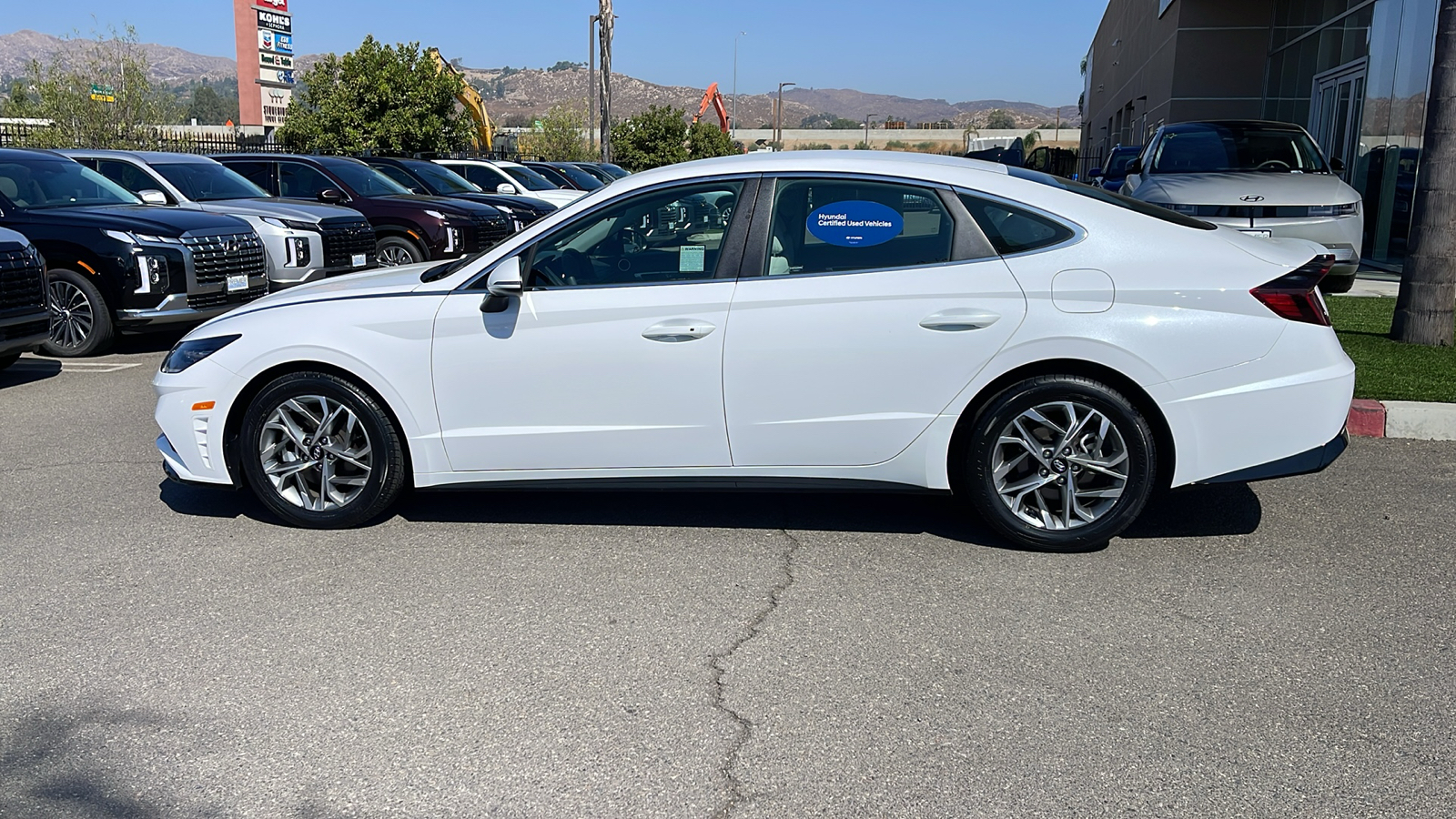 2023 Hyundai Sonata SEL 2