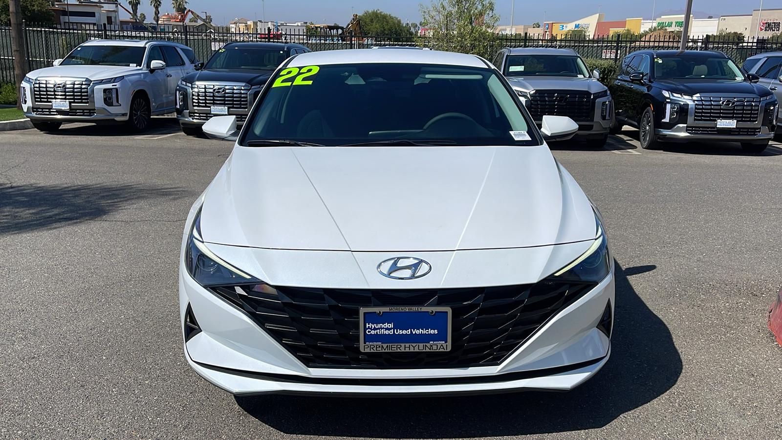 2022 Hyundai Elantra SE 8