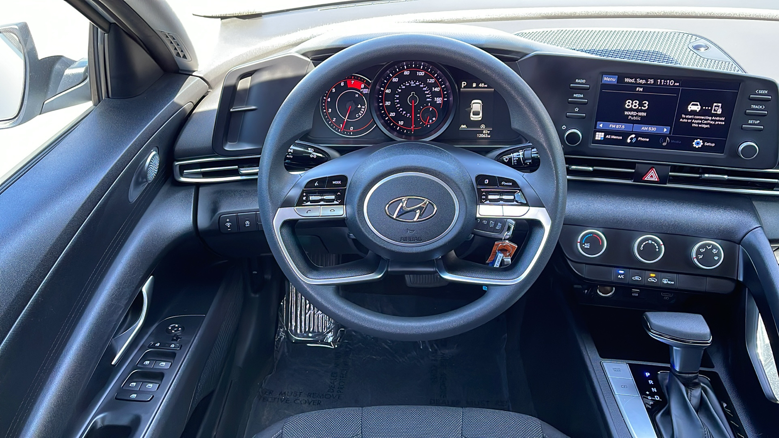 2022 Hyundai Elantra SE 12