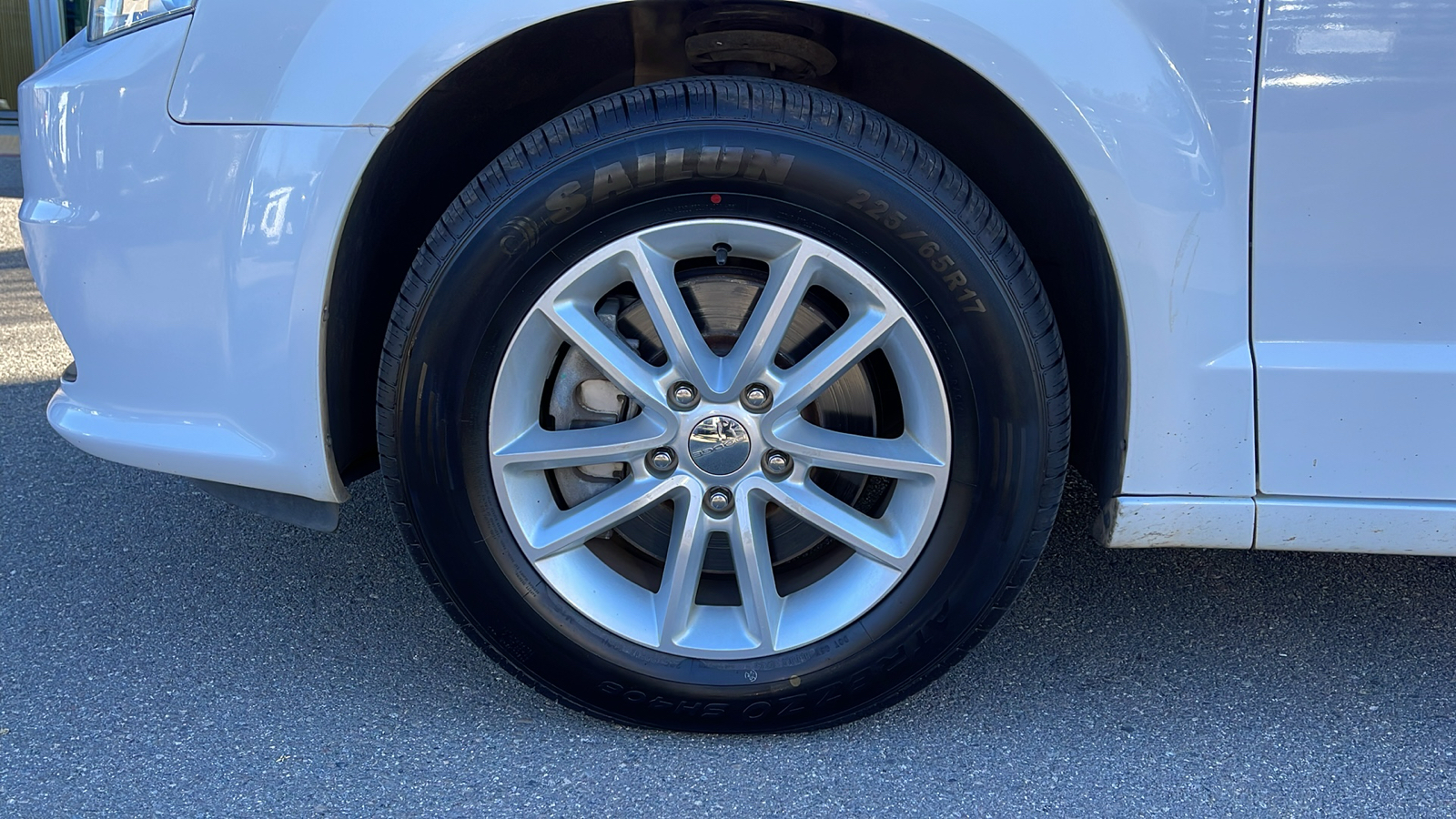 2019 Dodge Grand Caravan SXT 25