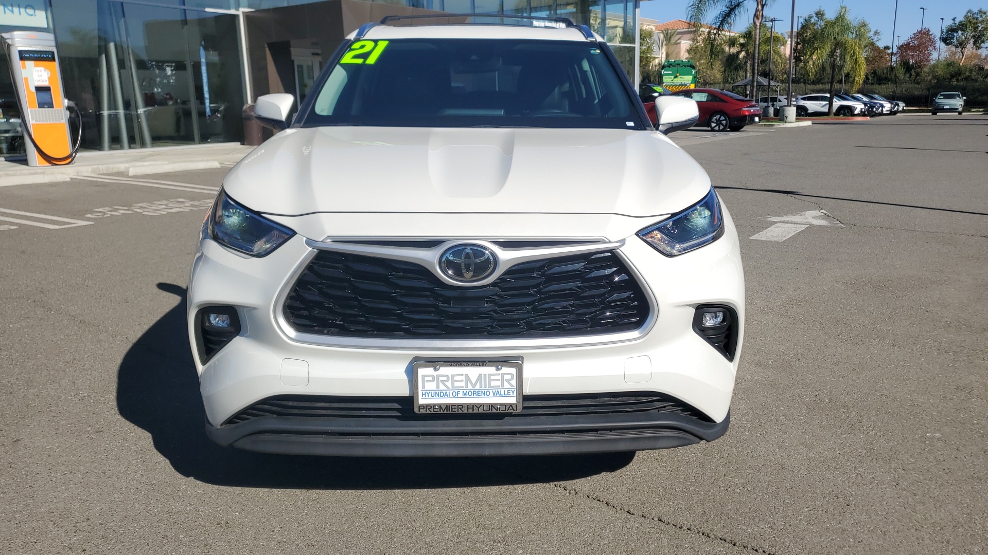 2021 Toyota Highlander XLE 8