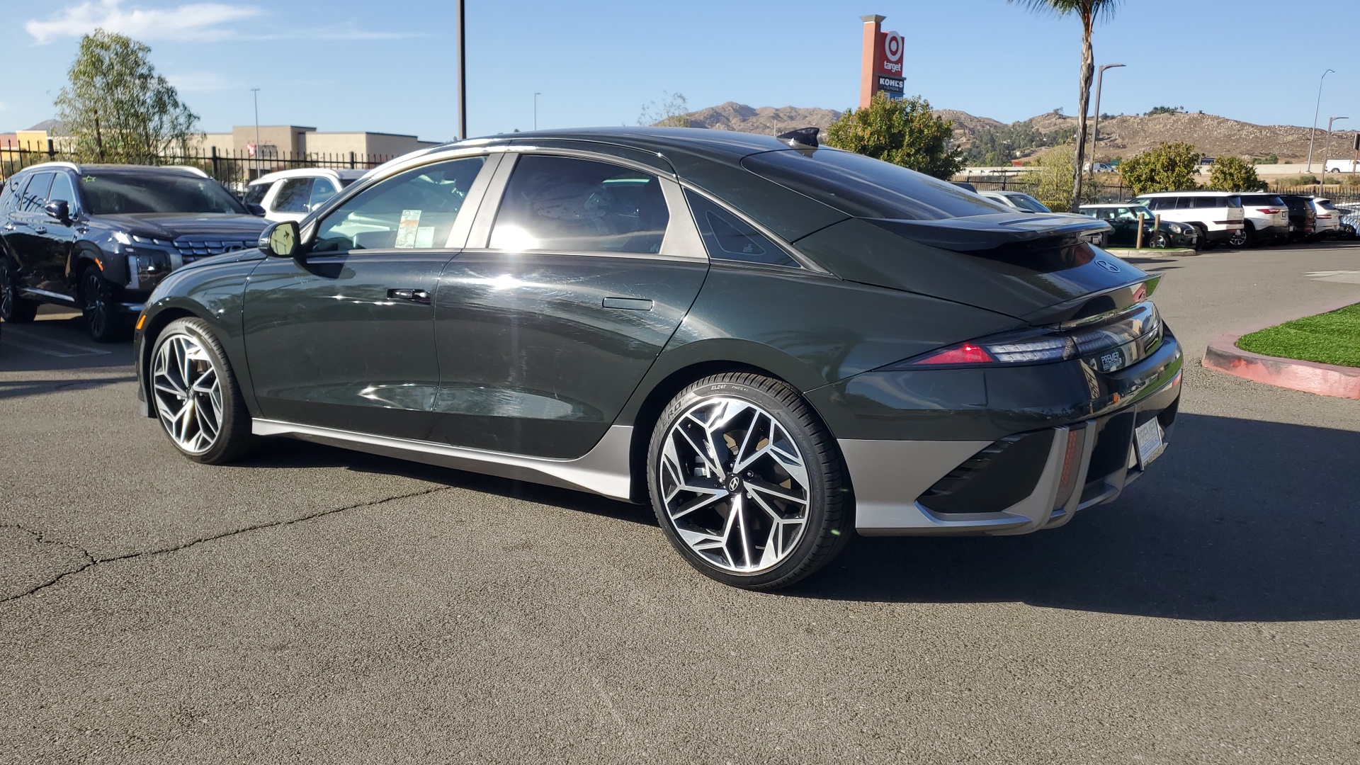 2023 Hyundai IONIQ 6 SEL 3