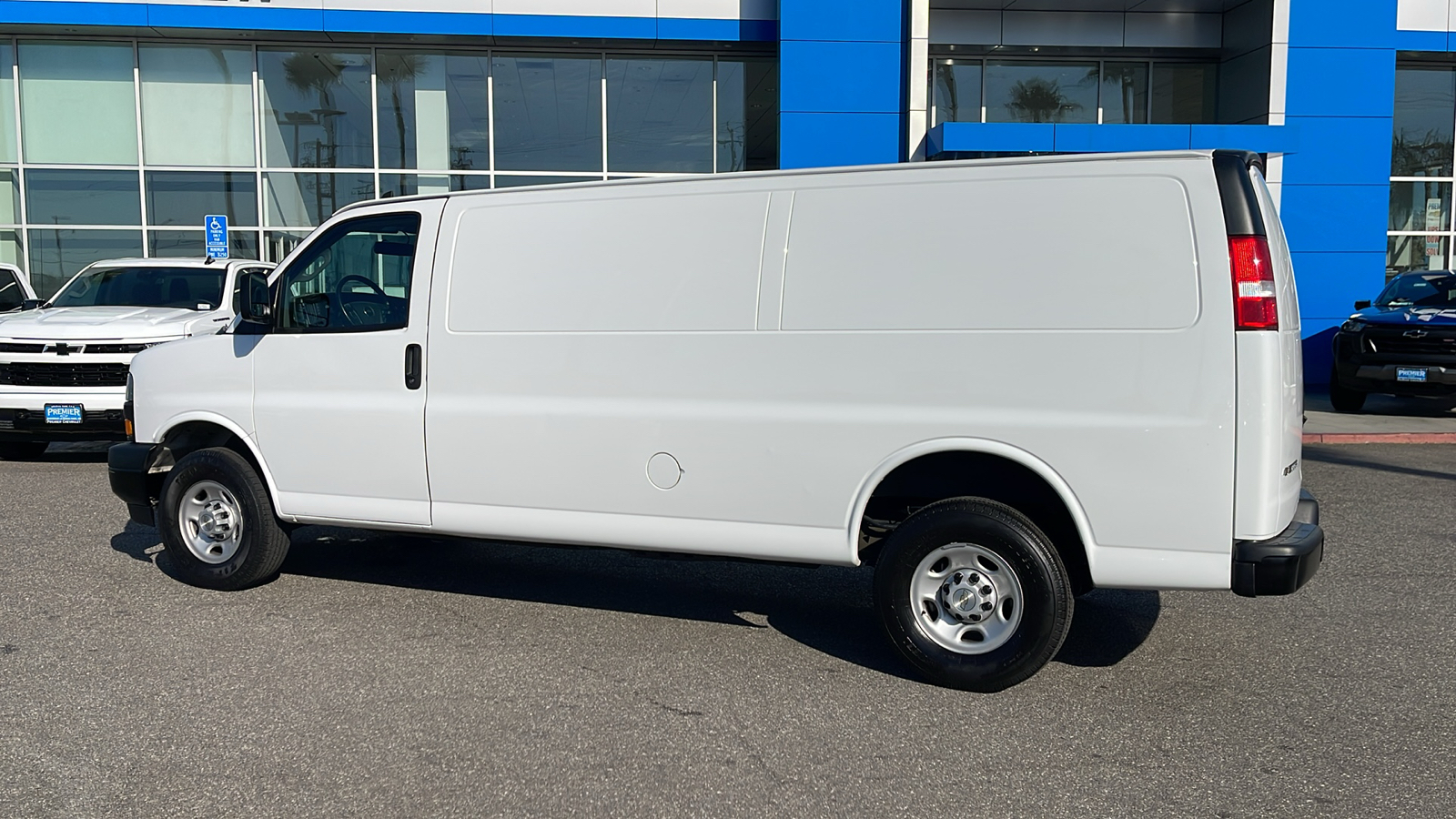 2023 Chevrolet Express Cargo Van Work Van 3