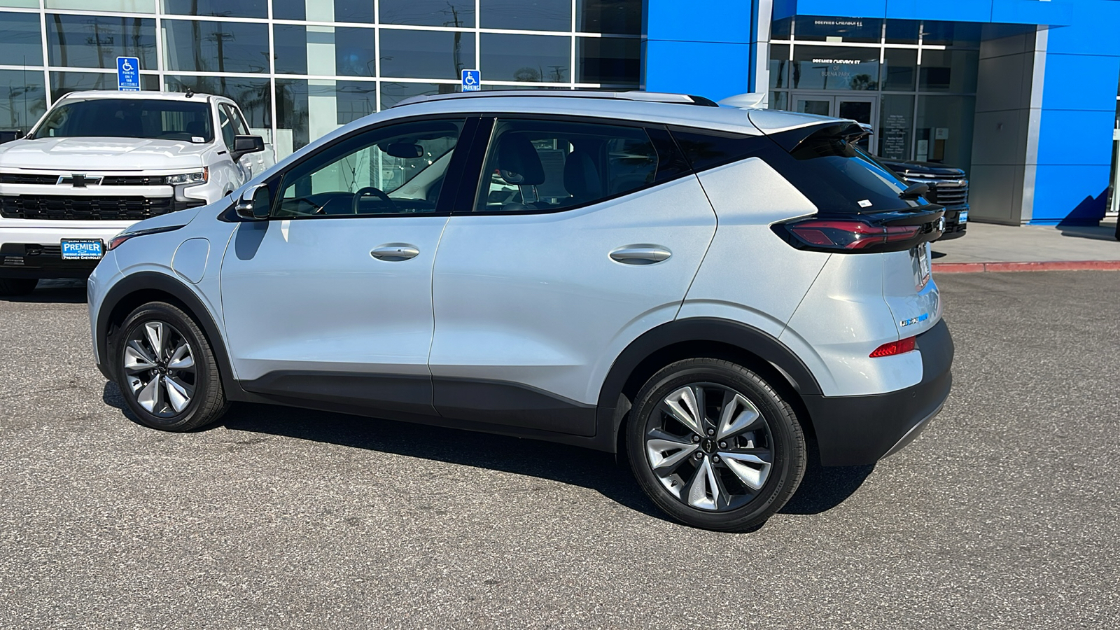 2022 Chevrolet Bolt EUV LT 3