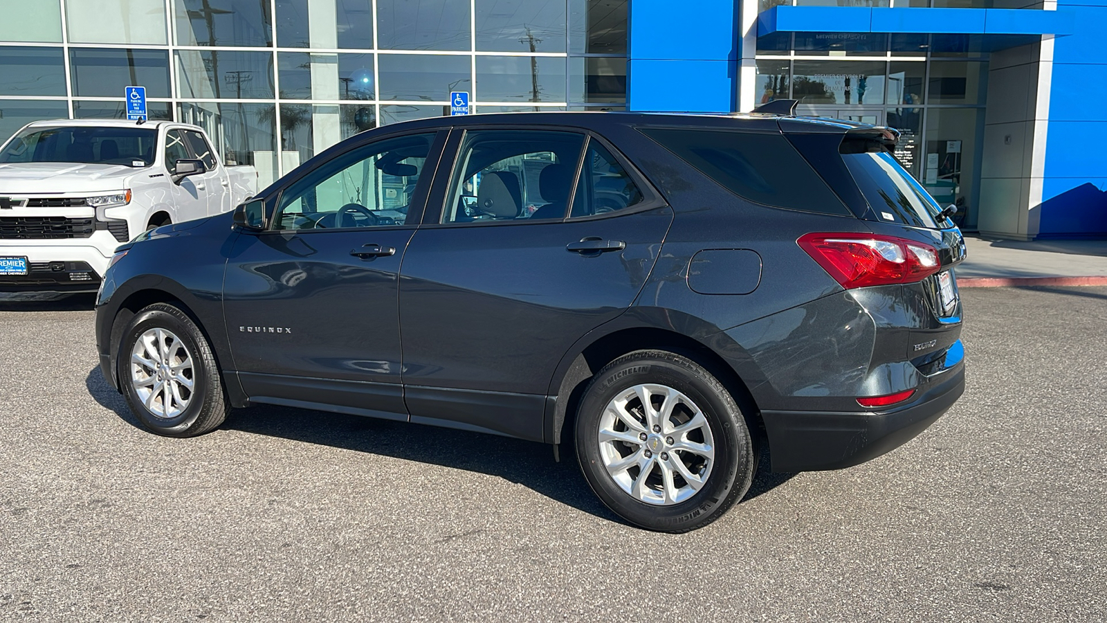 2021 Chevrolet Equinox LS 3