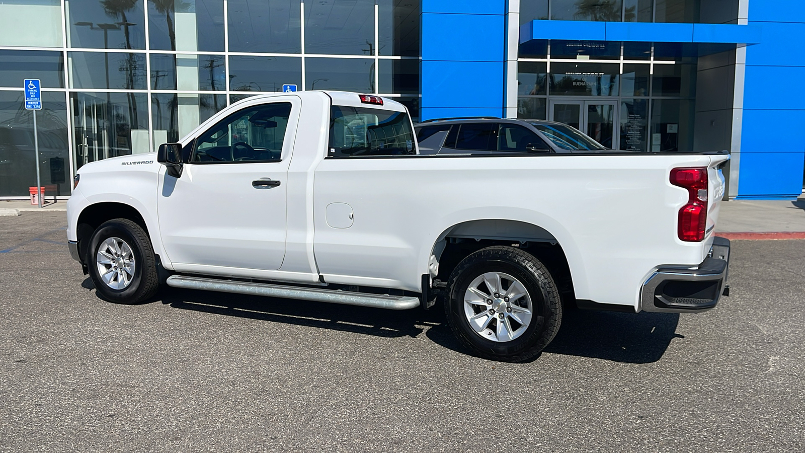 2023 Chevrolet Silverado 1500 Work Truck 3