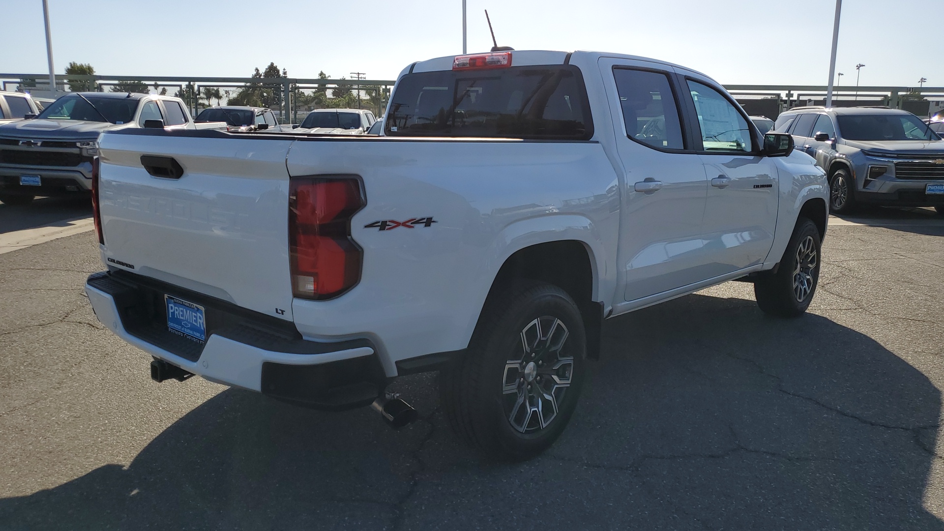 2024 Chevrolet Colorado 4WD LT 5