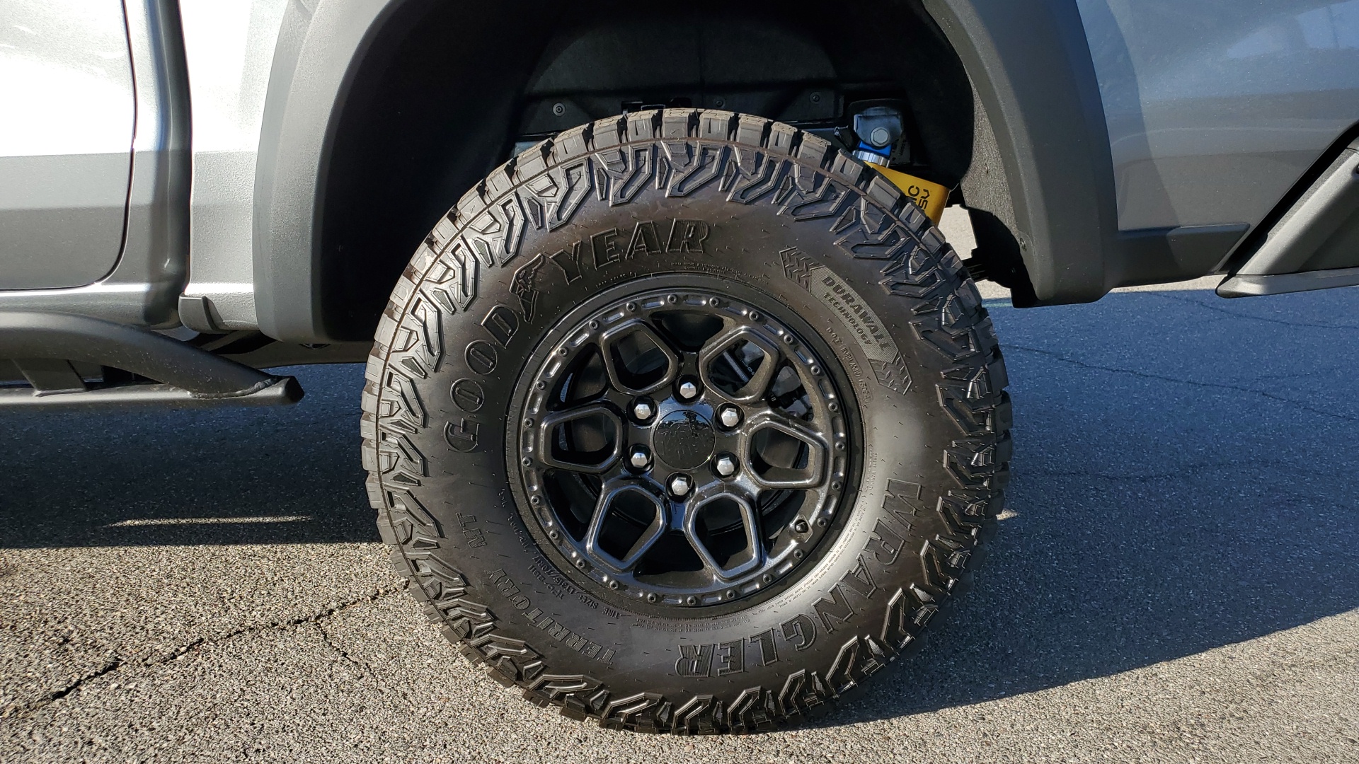 2024 Chevrolet Colorado 4WD ZR2 10