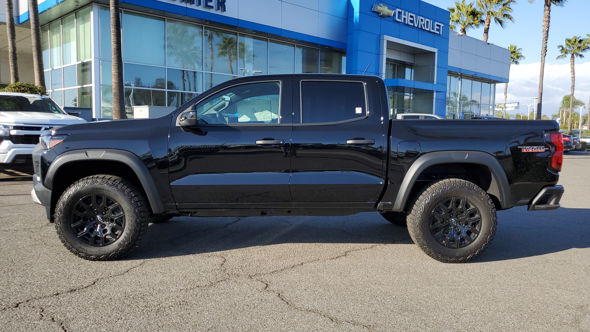 2024 Chevrolet Colorado 4WD Trail Boss 2