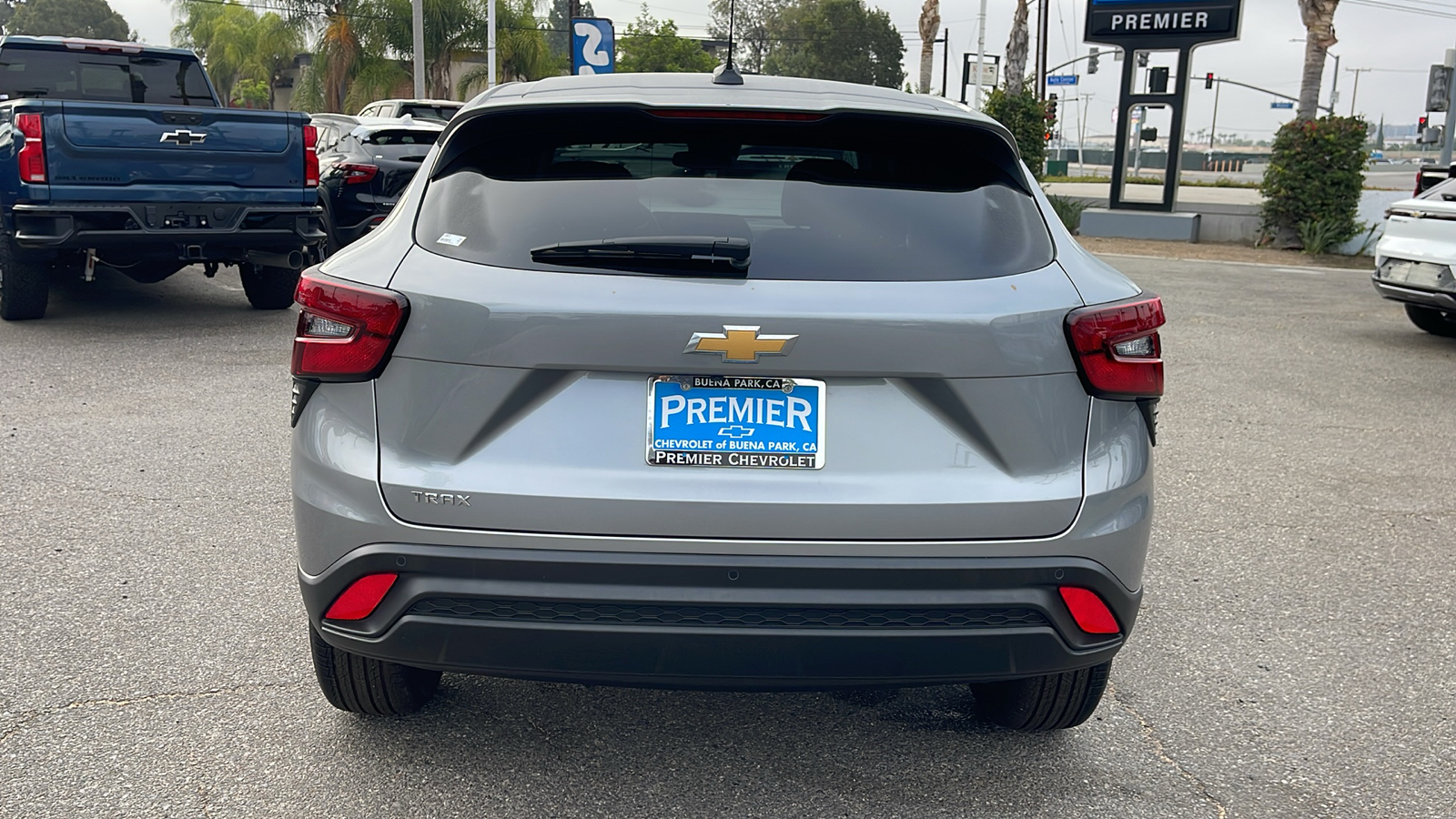 2024 Chevrolet Trax LS 4