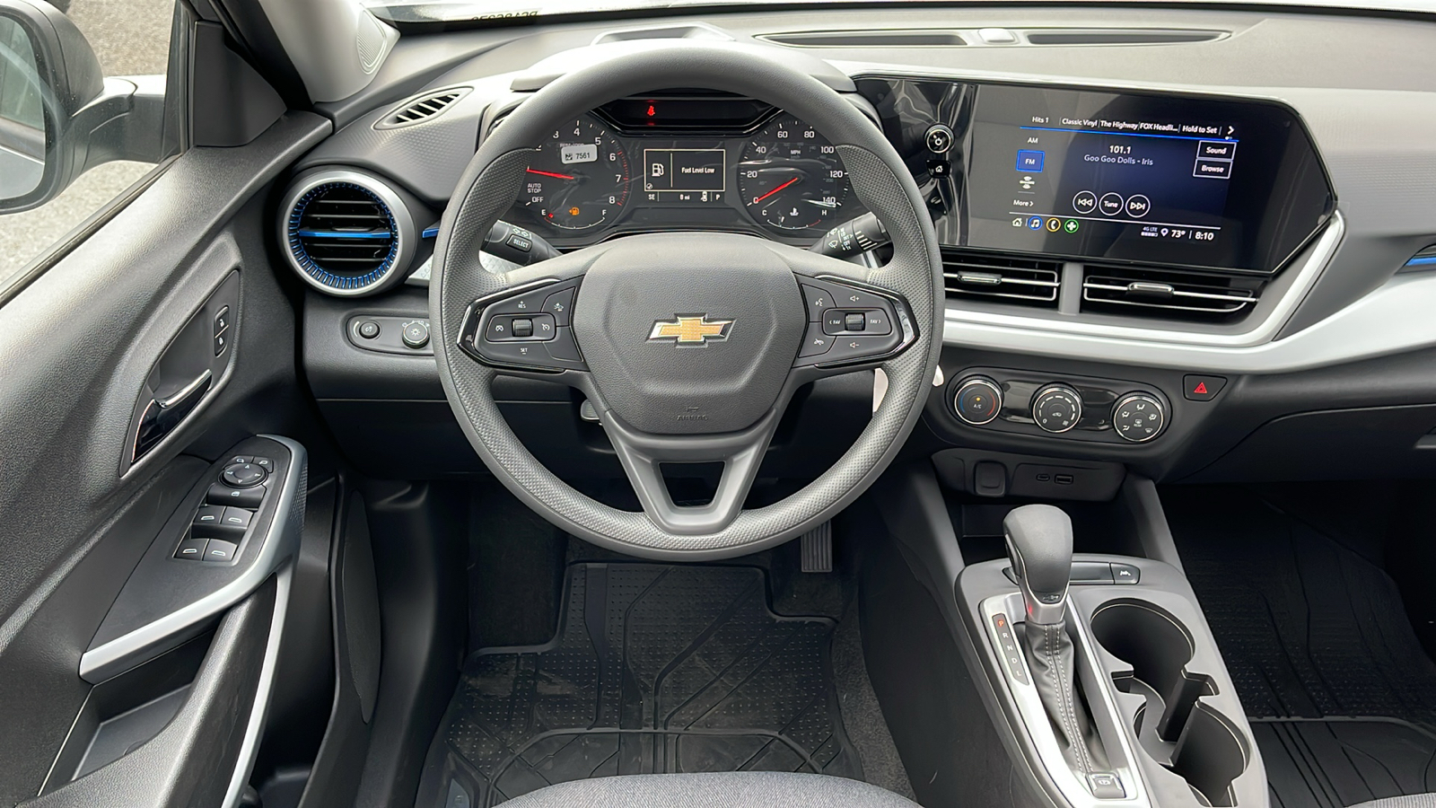 2024 Chevrolet Trax LS 14