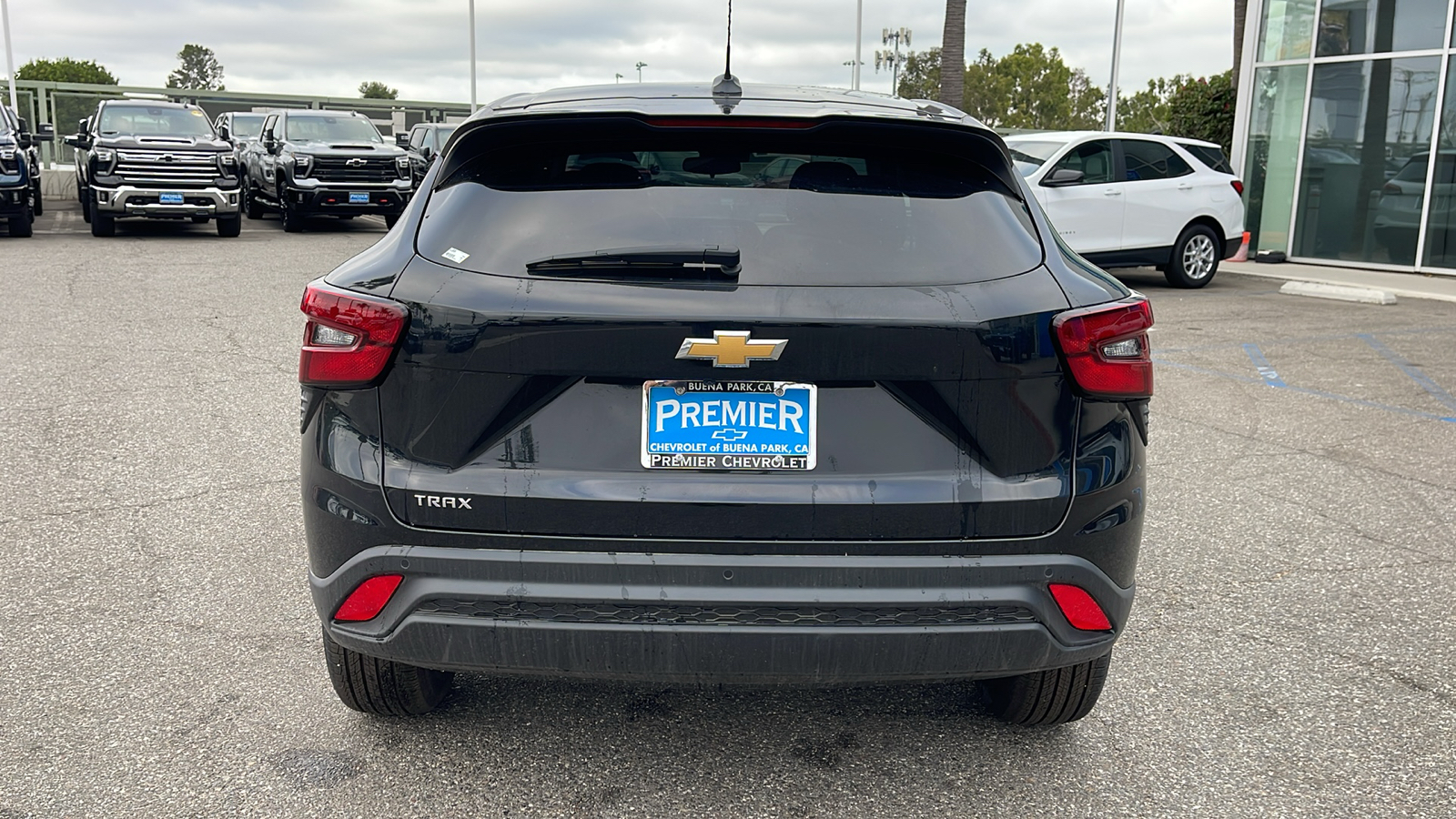 2024 Chevrolet Trax LS 4