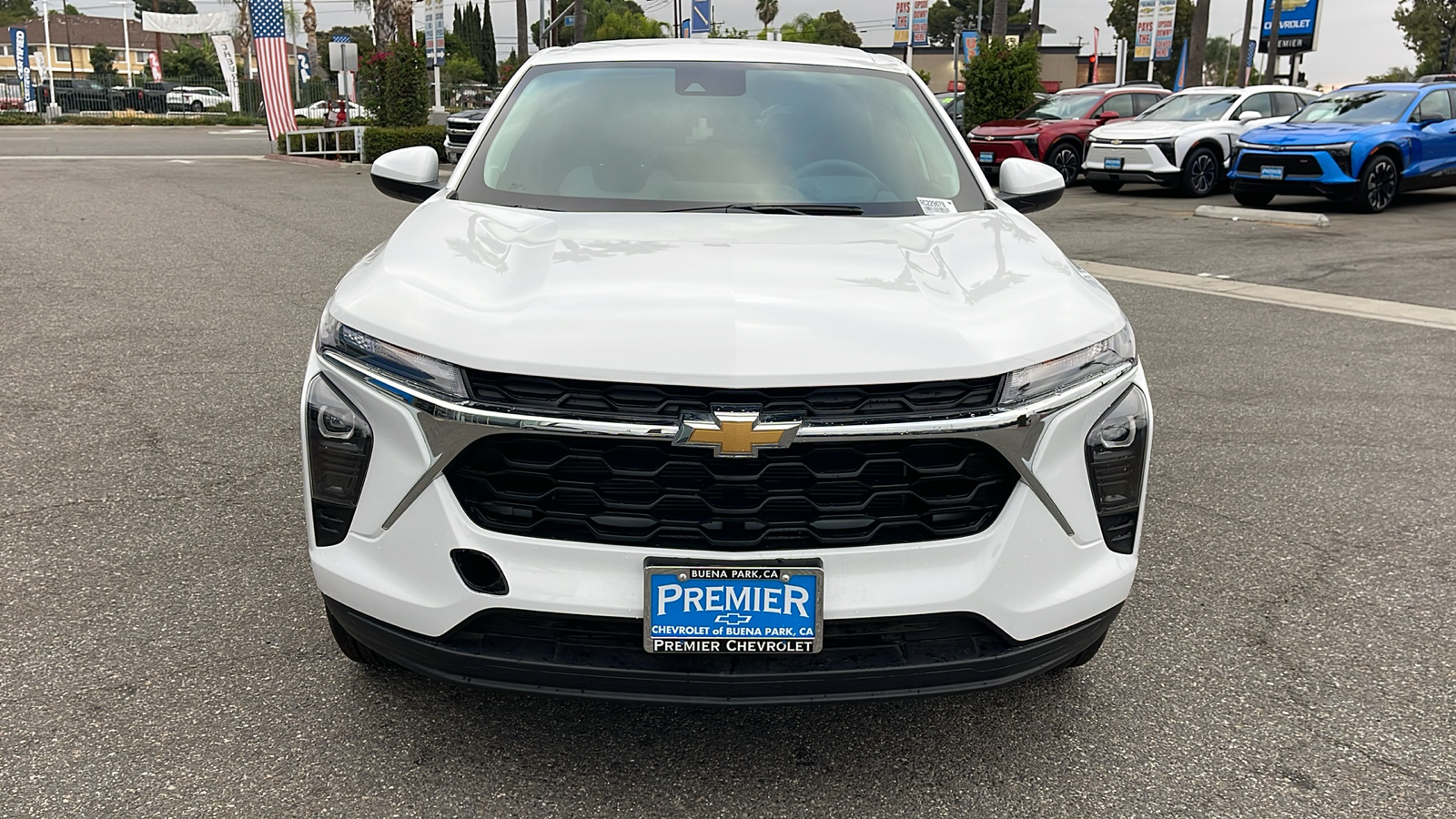 2024 Chevrolet Trax LS 8