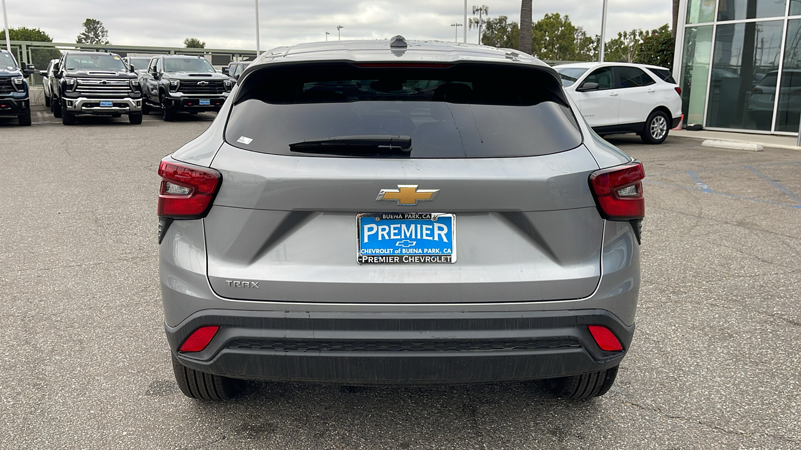 2024 Chevrolet Trax LS 4