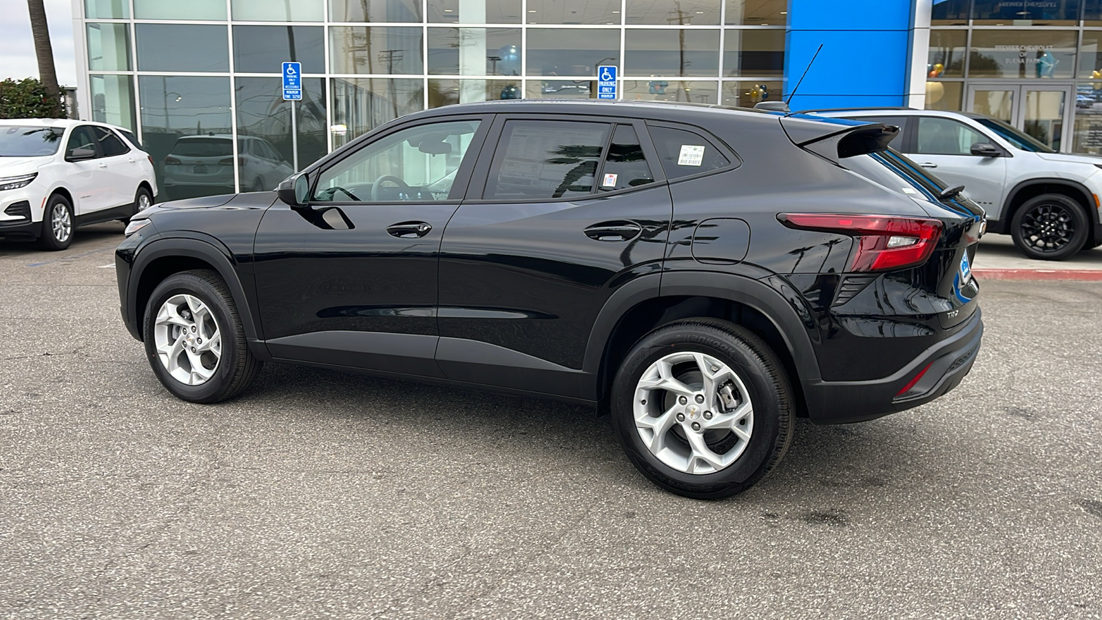 2024 Chevrolet Trax LS 3