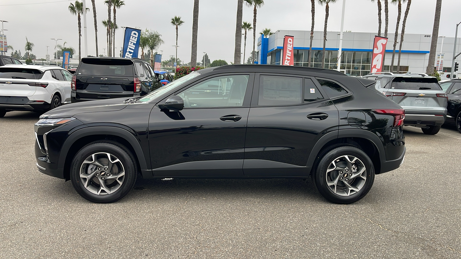 2024 Chevrolet Trax LT 2