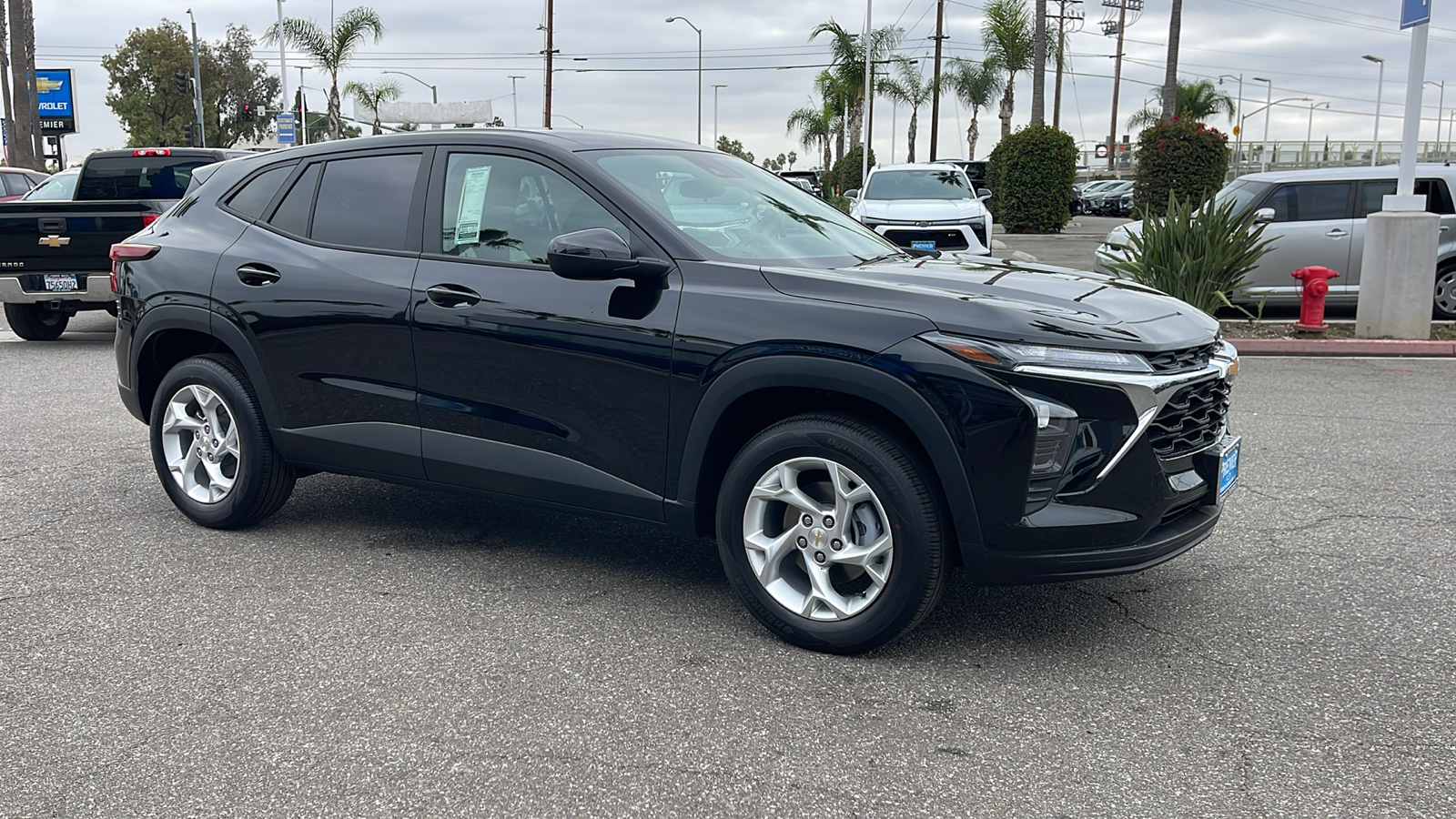 2024 Chevrolet Trax LS 7