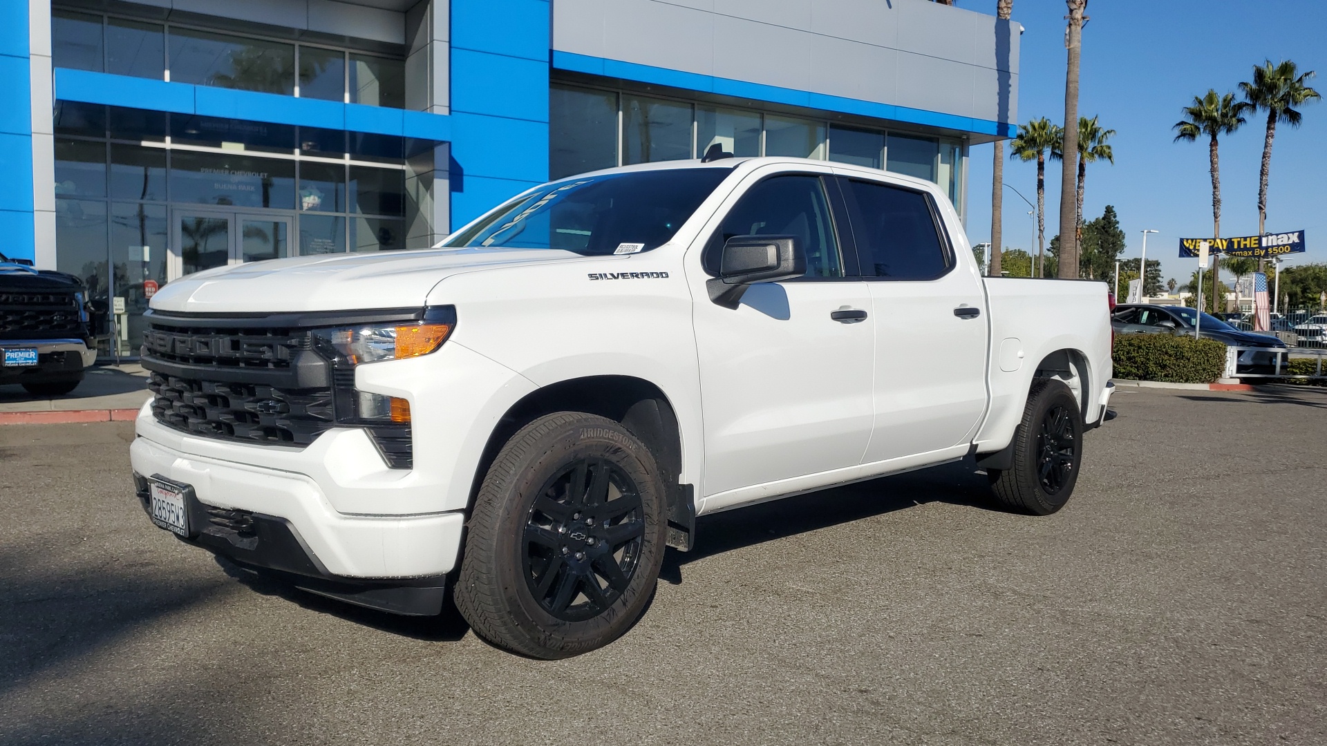 2024 Chevrolet Silverado 1500 Custom 1