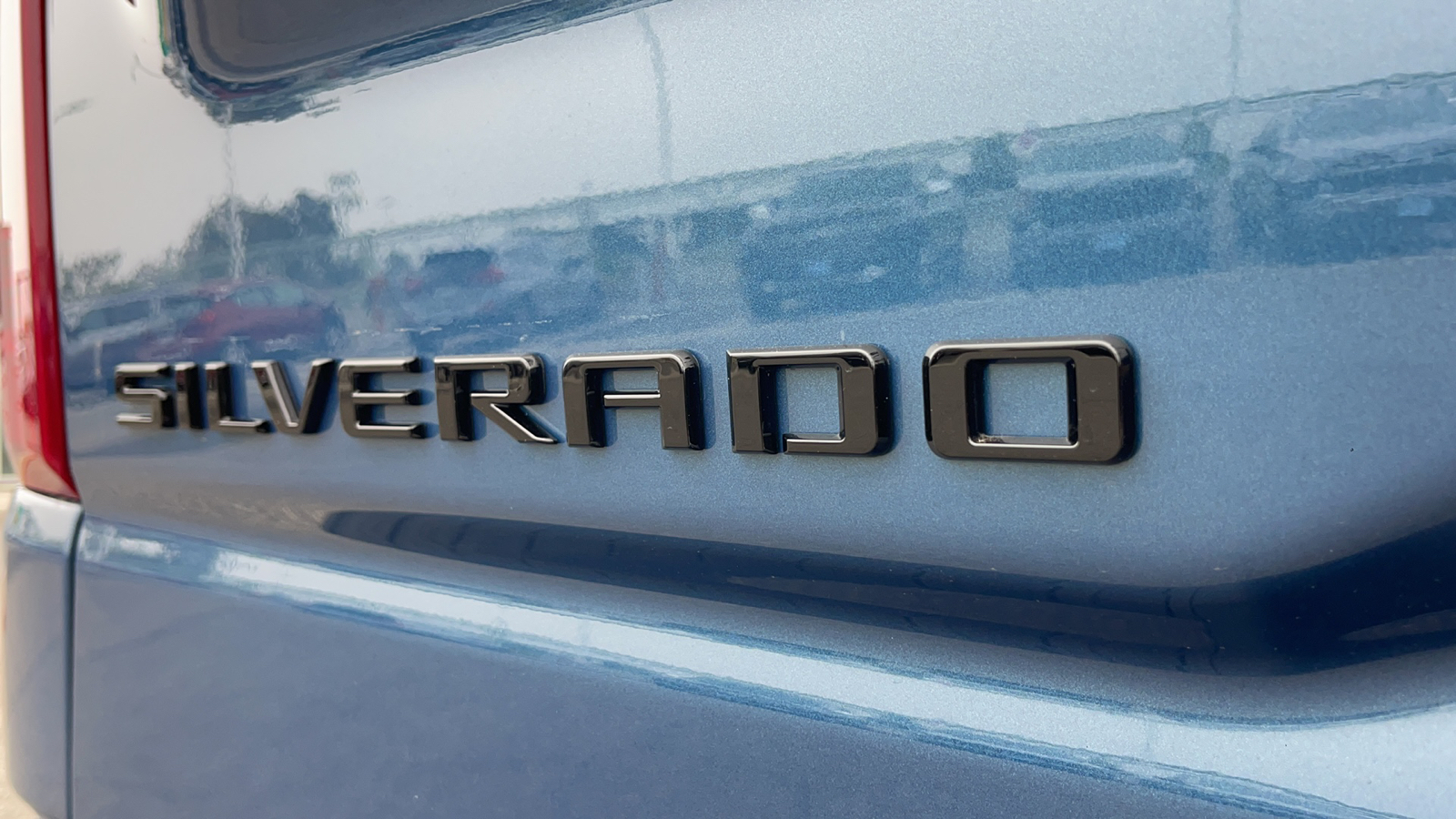 2024 Chevrolet Silverado 1500 Custom 25