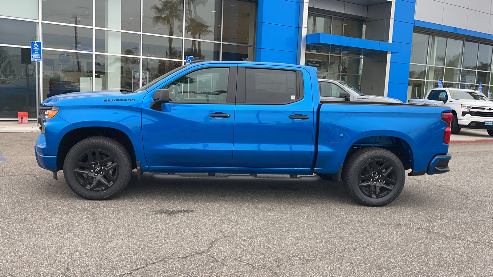 2024 Chevrolet Silverado 1500 Custom 3