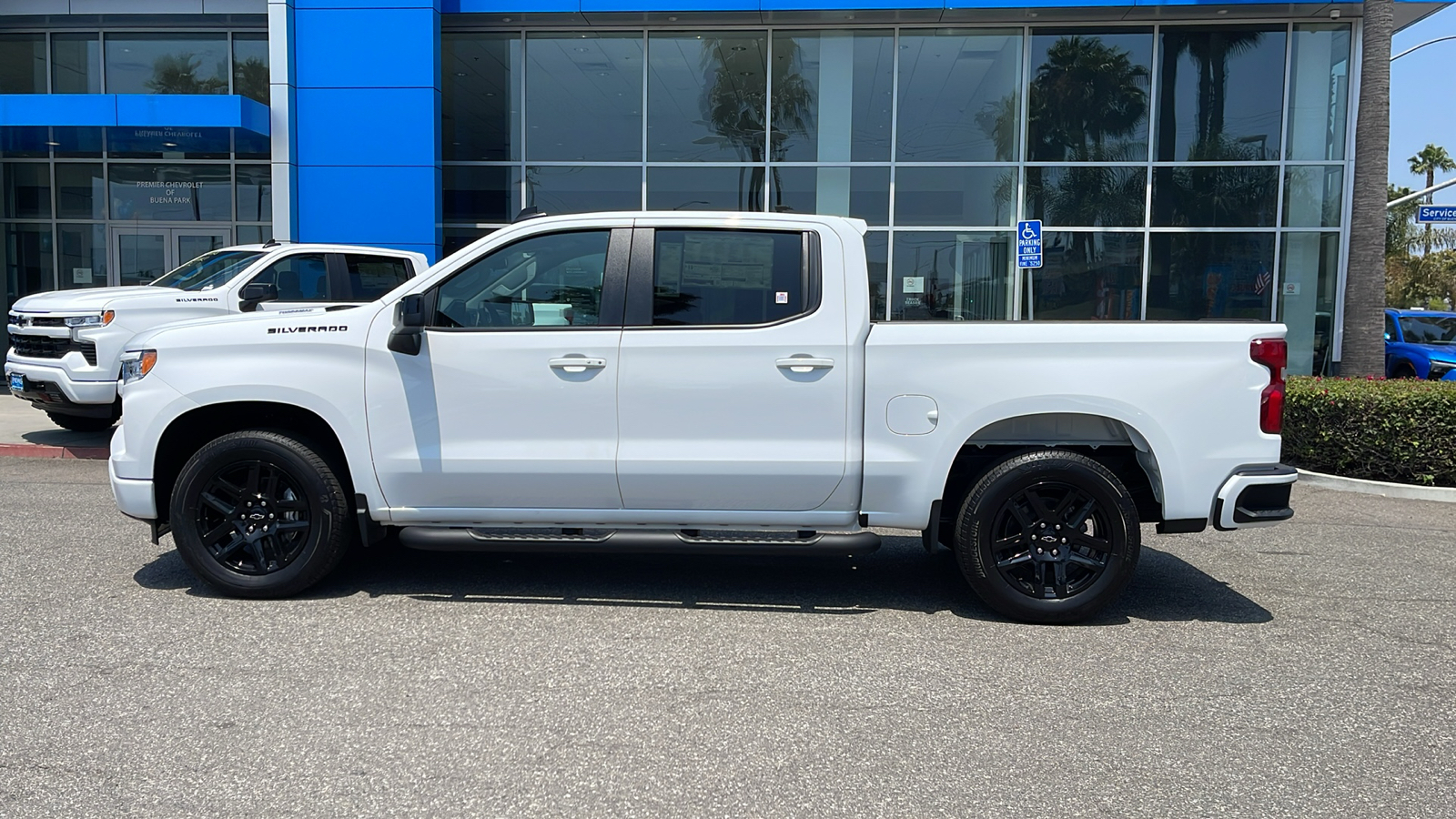 2024 Chevrolet Silverado 1500 RST 3