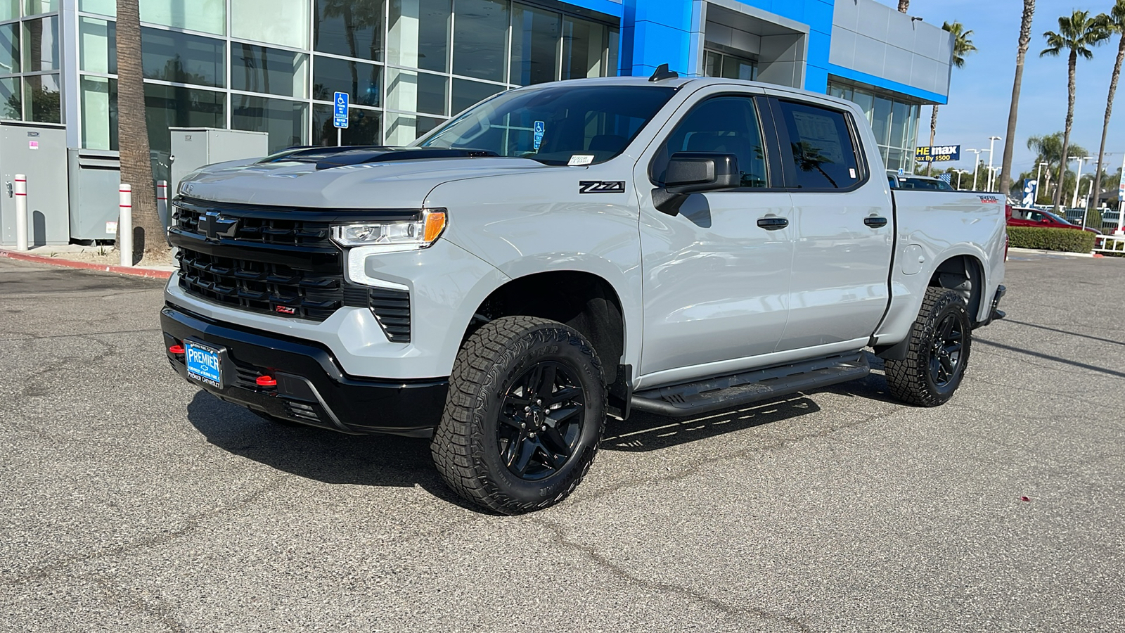 2024 Chevrolet Silverado 1500 LT Trail Boss 2