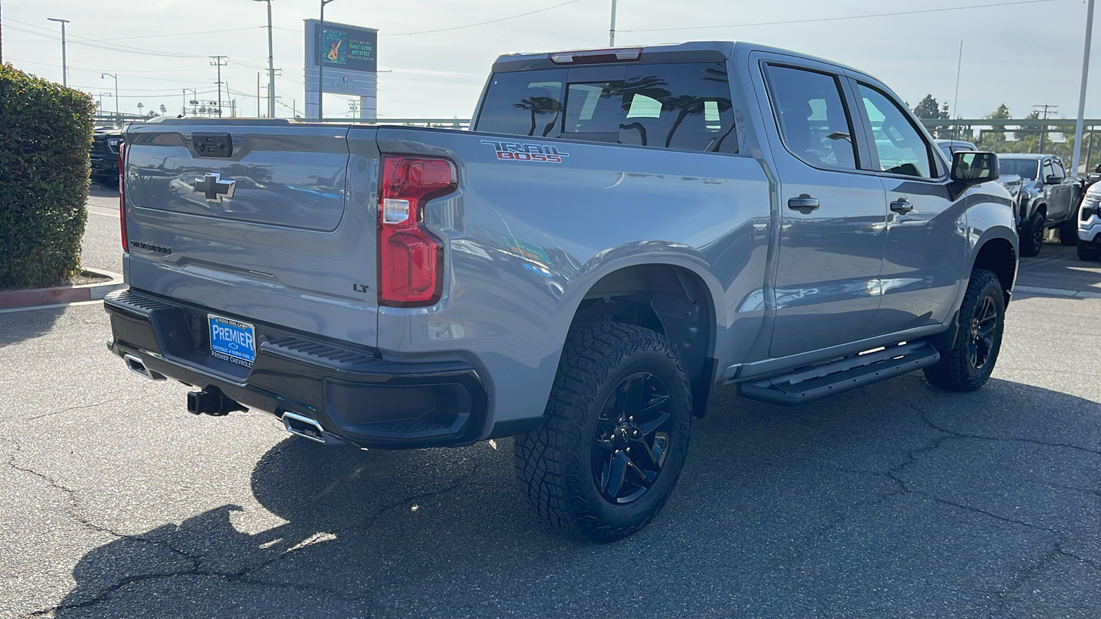 2024 Chevrolet Silverado 1500 LT Trail Boss 6