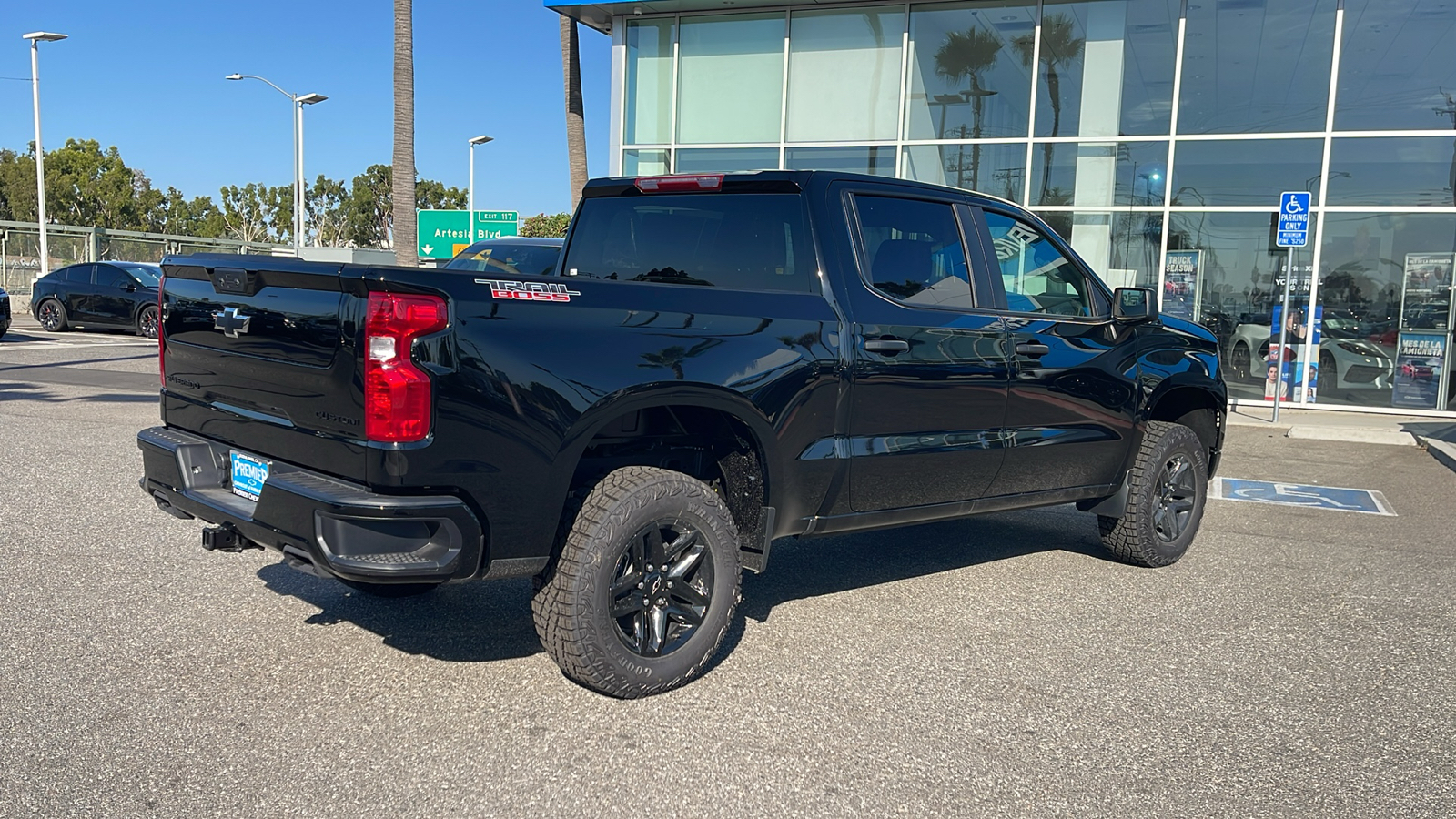 2024 Chevrolet Silverado 1500 Custom Trail Boss 5