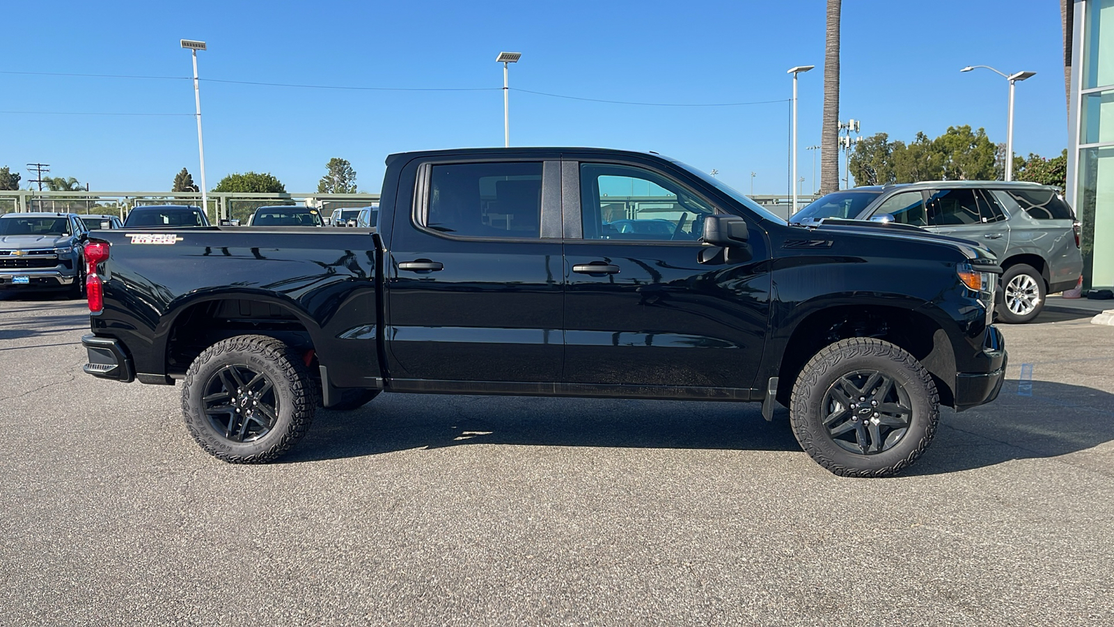 2024 Chevrolet Silverado 1500 Custom Trail Boss 6