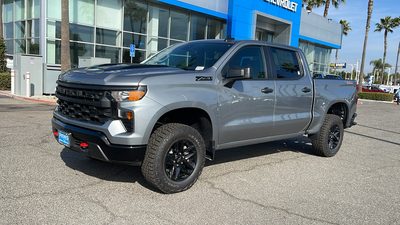 2024 Chevrolet Silverado 1500 Custom Trail Boss 1