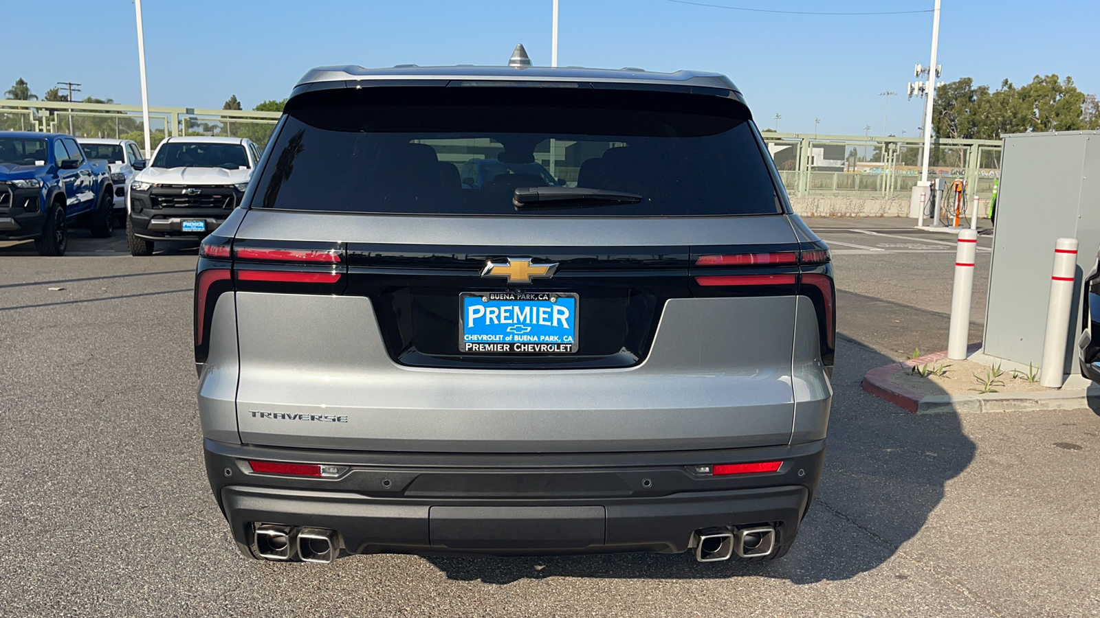 2024 Chevrolet Traverse FWD LS 4