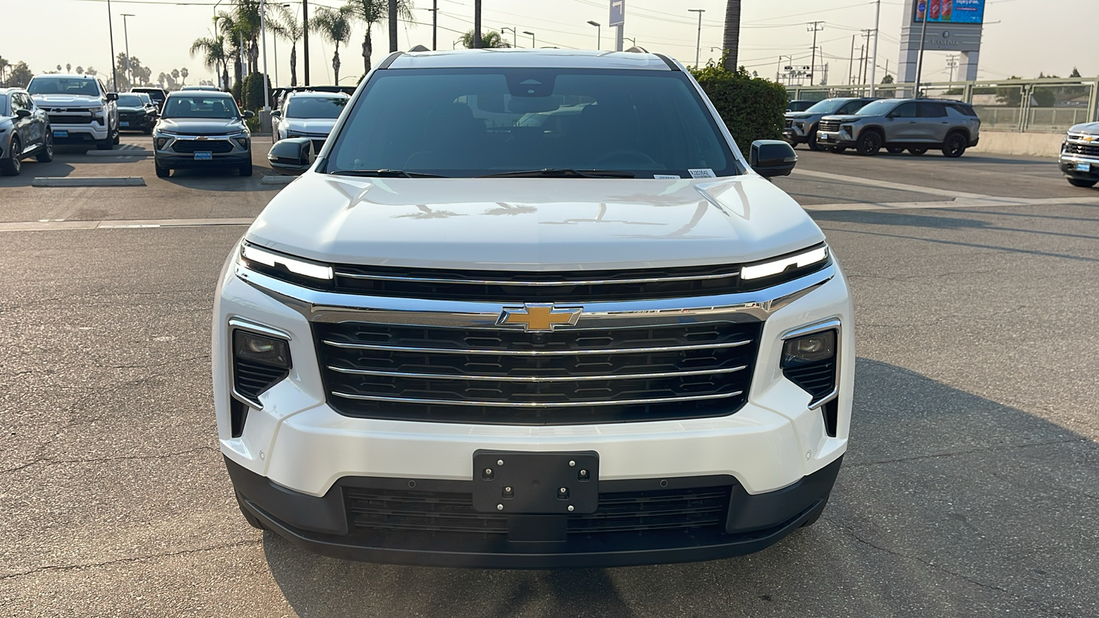 2024 Chevrolet Traverse FWD LT 8