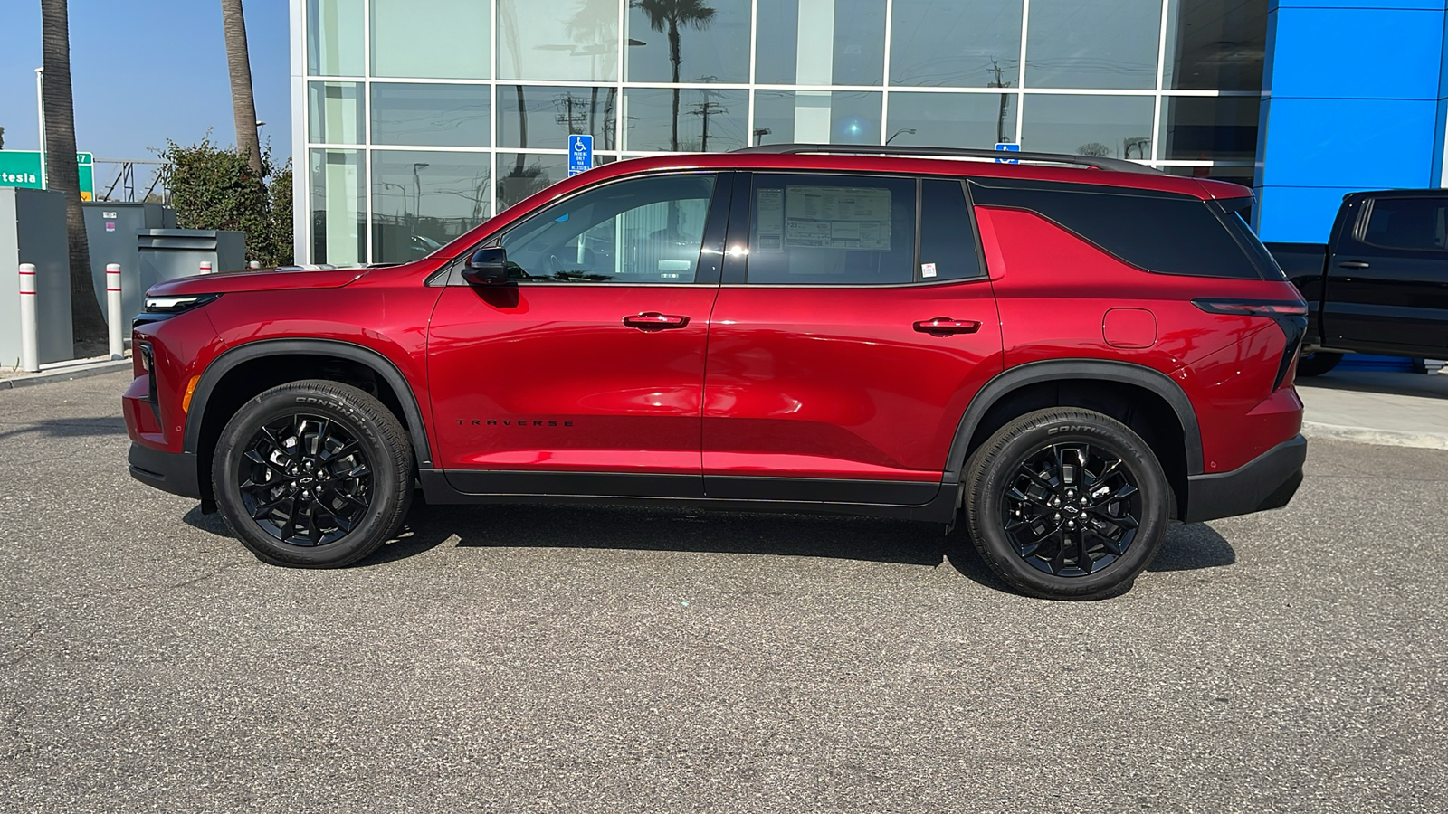 2024 Chevrolet Traverse FWD LT 3